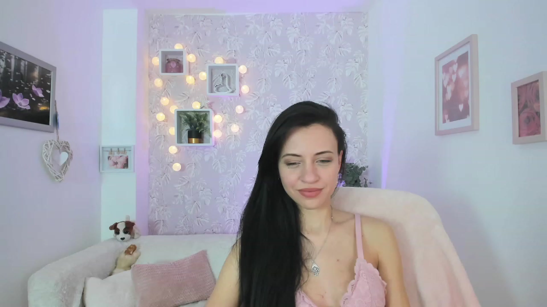 Gallery image thumbnail from Kathy_White's myfreecams stream on, 03/24/2023, 14:35 image 14 of 20