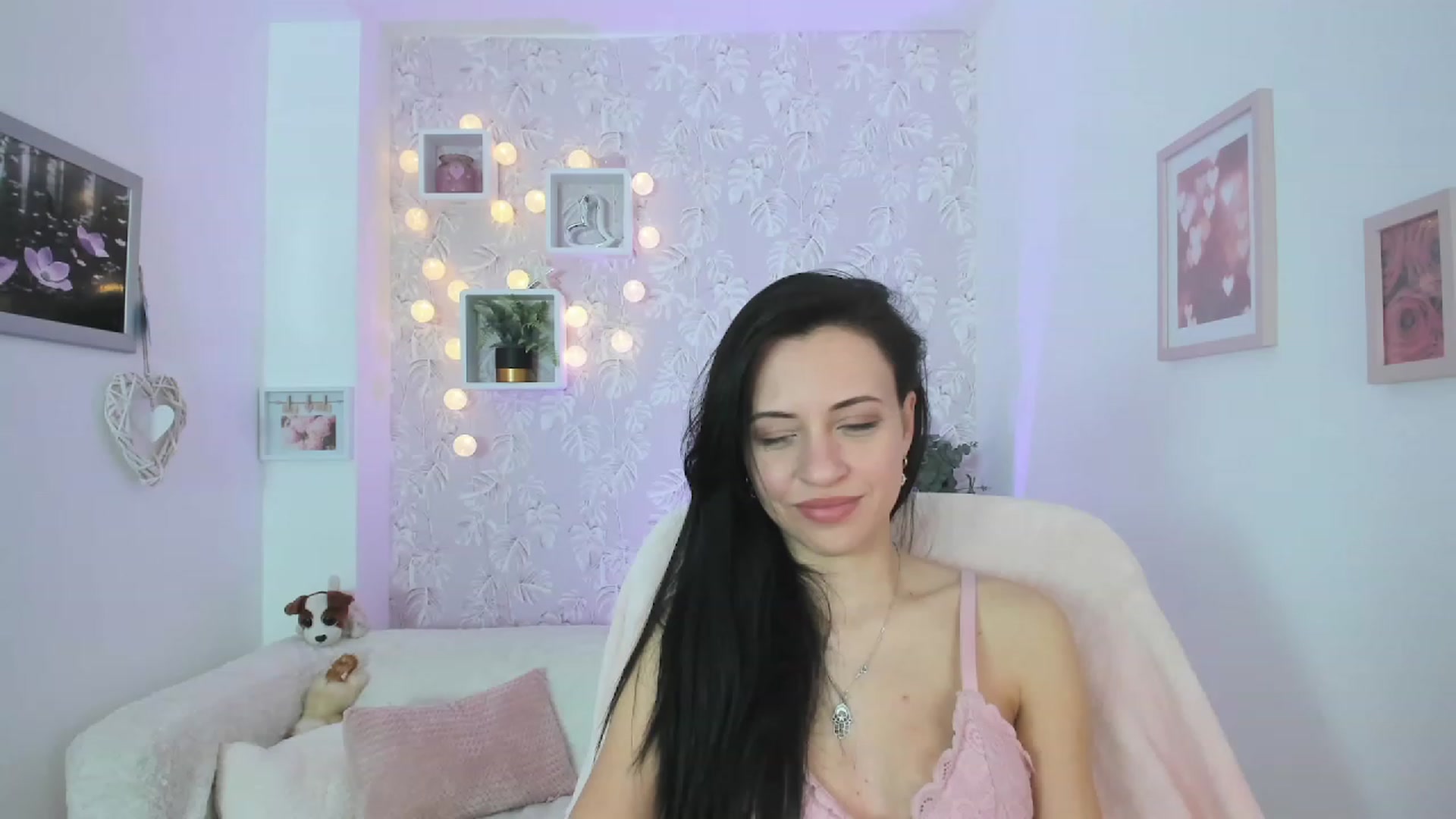 Gallery image thumbnail from Kathy_White's myfreecams stream on, 03/24/2023, 17:09 image 5 of 20