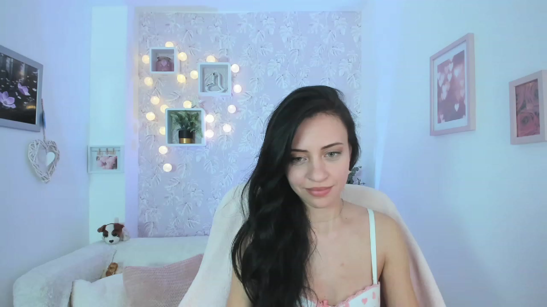 Gallery image thumbnail from Kathy_White's myfreecams stream on, 03/25/2023, 18:47 image 6 of 20