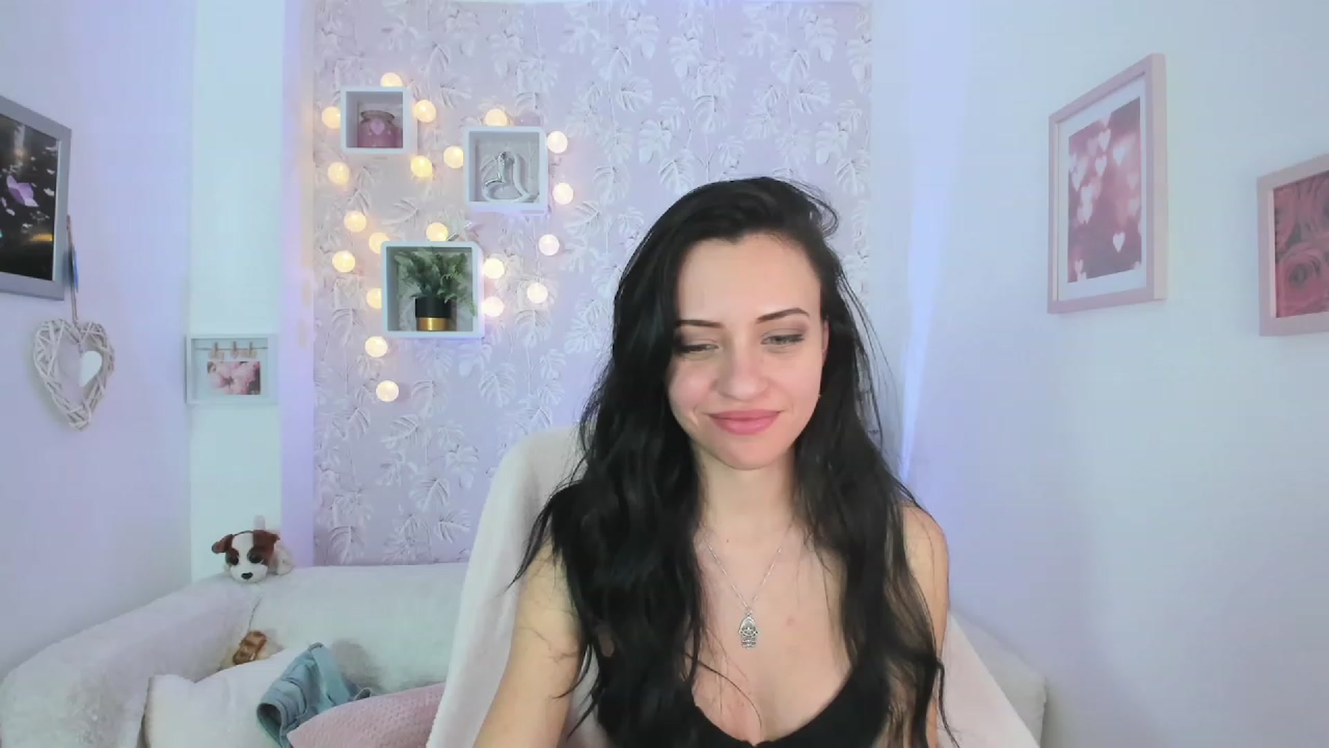 Gallery image thumbnail from Kathy_White's myfreecams stream on, 03/26/2023, 17:57 image 19 of 20