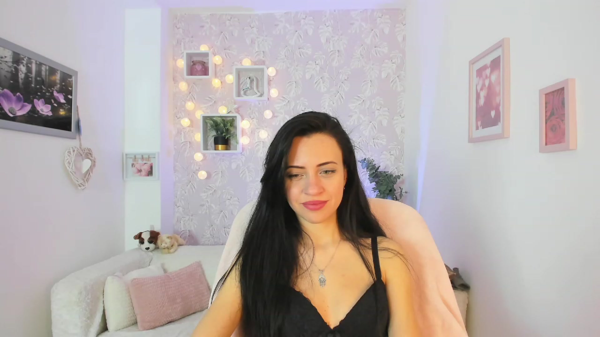 Gallery image thumbnail from Kathy_White's myfreecams stream on, 04/06/2023, 15:09 image 11 of 20