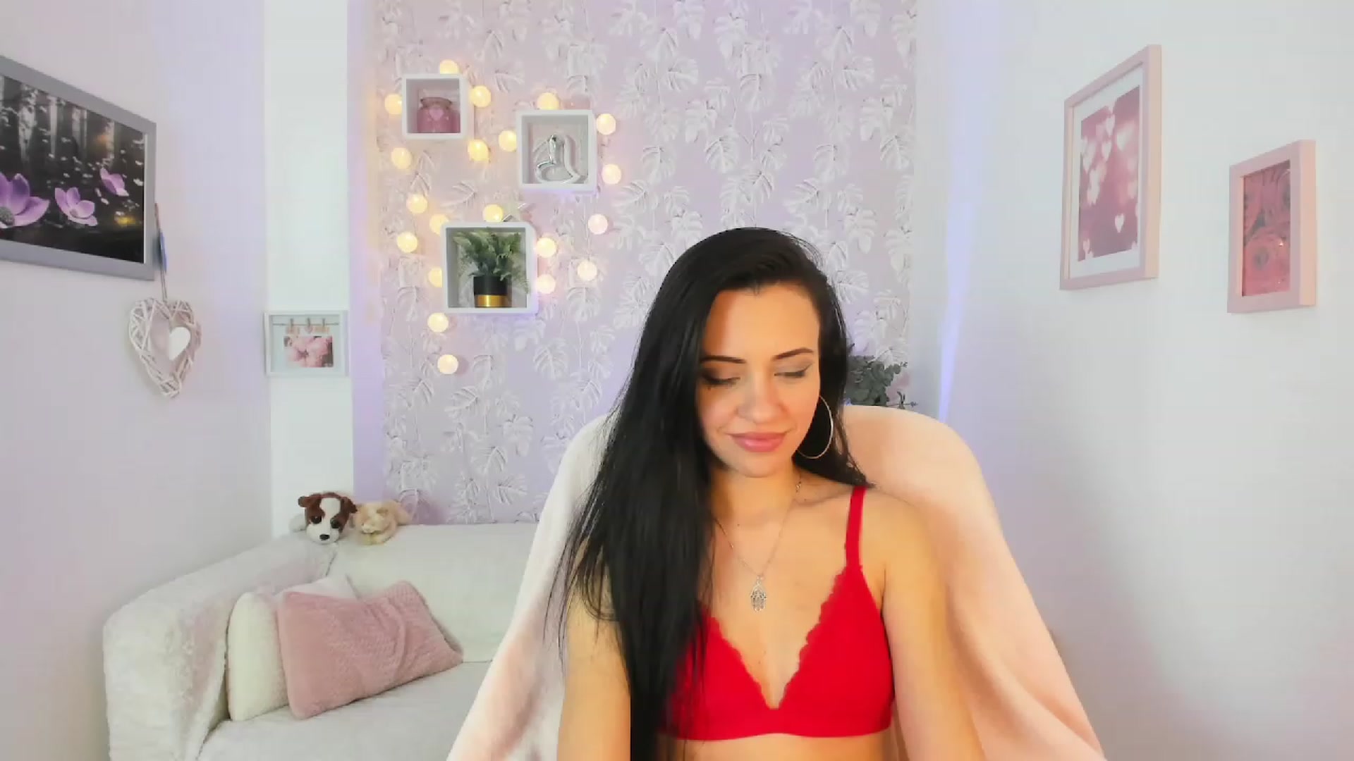 Gallery image thumbnail from Kathy_White's myfreecams stream on, 04/08/2023, 17:27 image 1 of 20
