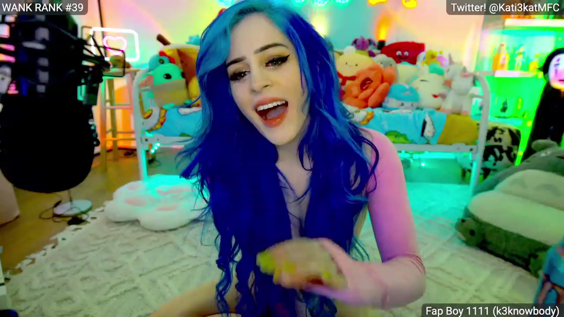 Gallery image thumbnail from Kati3Kat's myfreecams stream on, 11/18/2022, 07:53 image 20 of 20