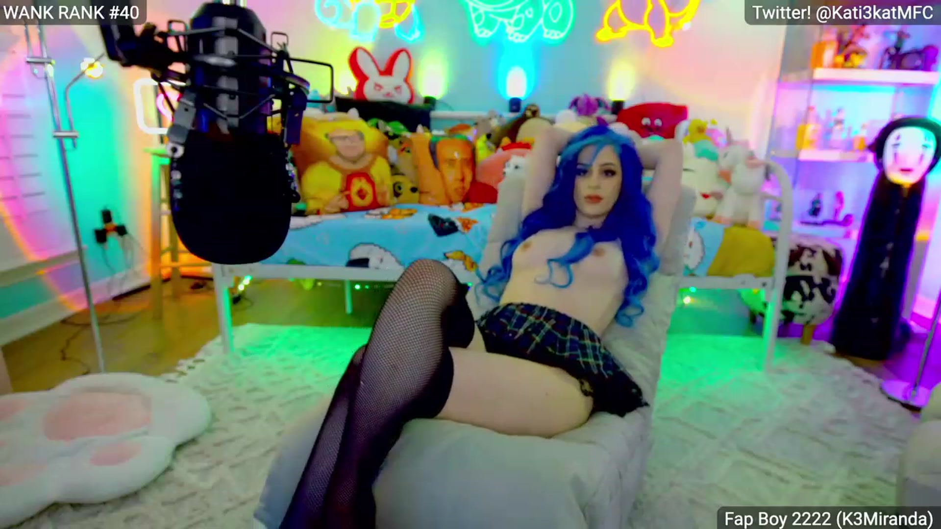 Gallery image thumbnail from Kati3Kat's myfreecams stream on, 11/19/2022, 07:14 image 10 of 20