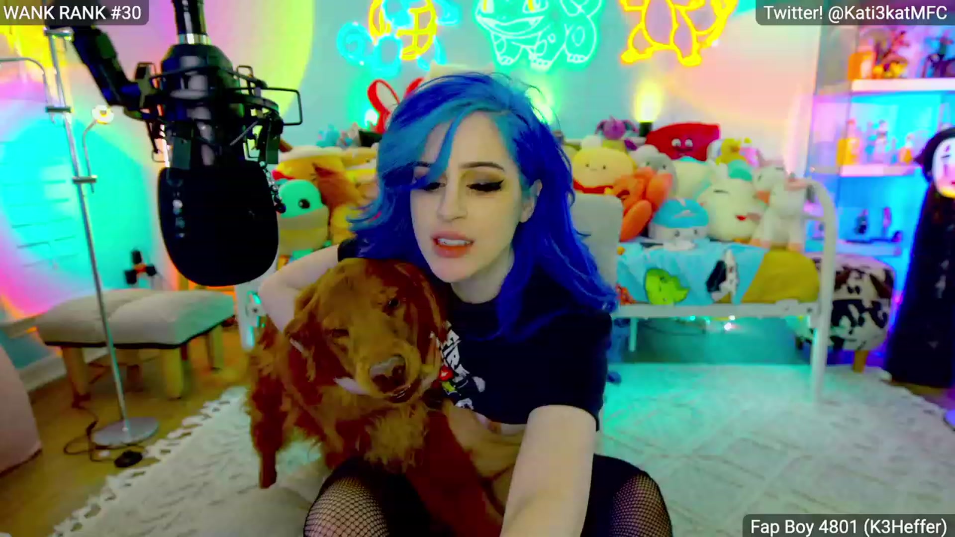 Gallery image thumbnail from Kati3Kat's myfreecams stream on, 11/19/2022, 18:14 image 18 of 20