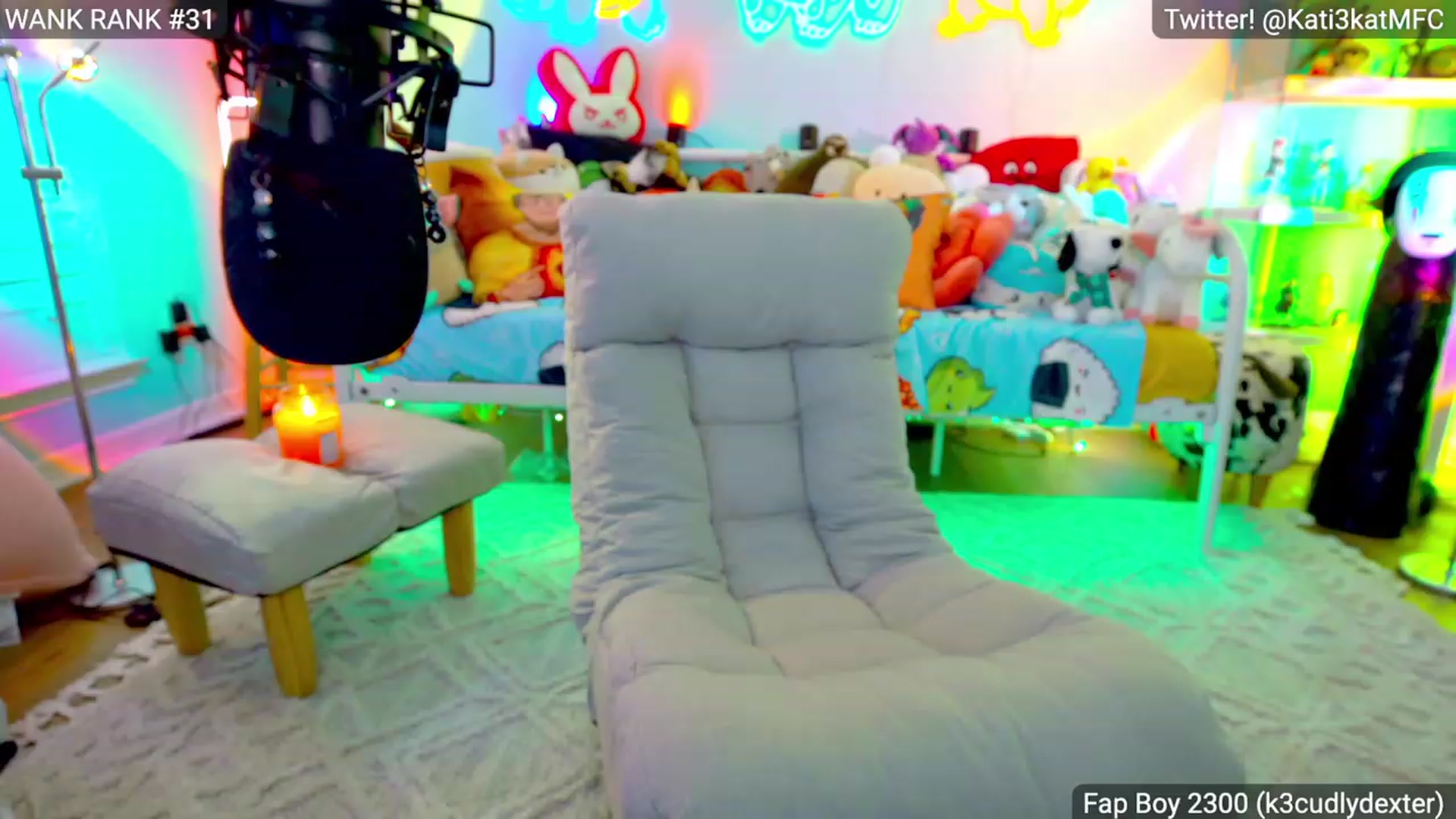 Gallery image thumbnail from Kati3Kat's myfreecams stream on, 11/22/2022, 02:15 image 11 of 20