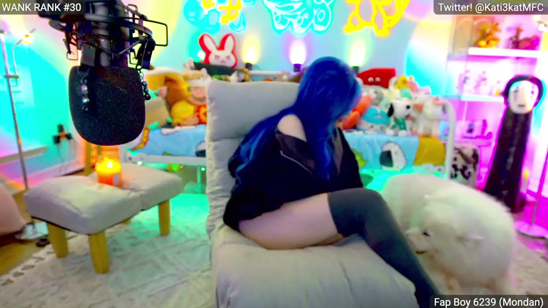 Gallery image thumbnail from Kati3Kat's myfreecams stream on, 11/22/2022, 03:07 image 5 of 20
