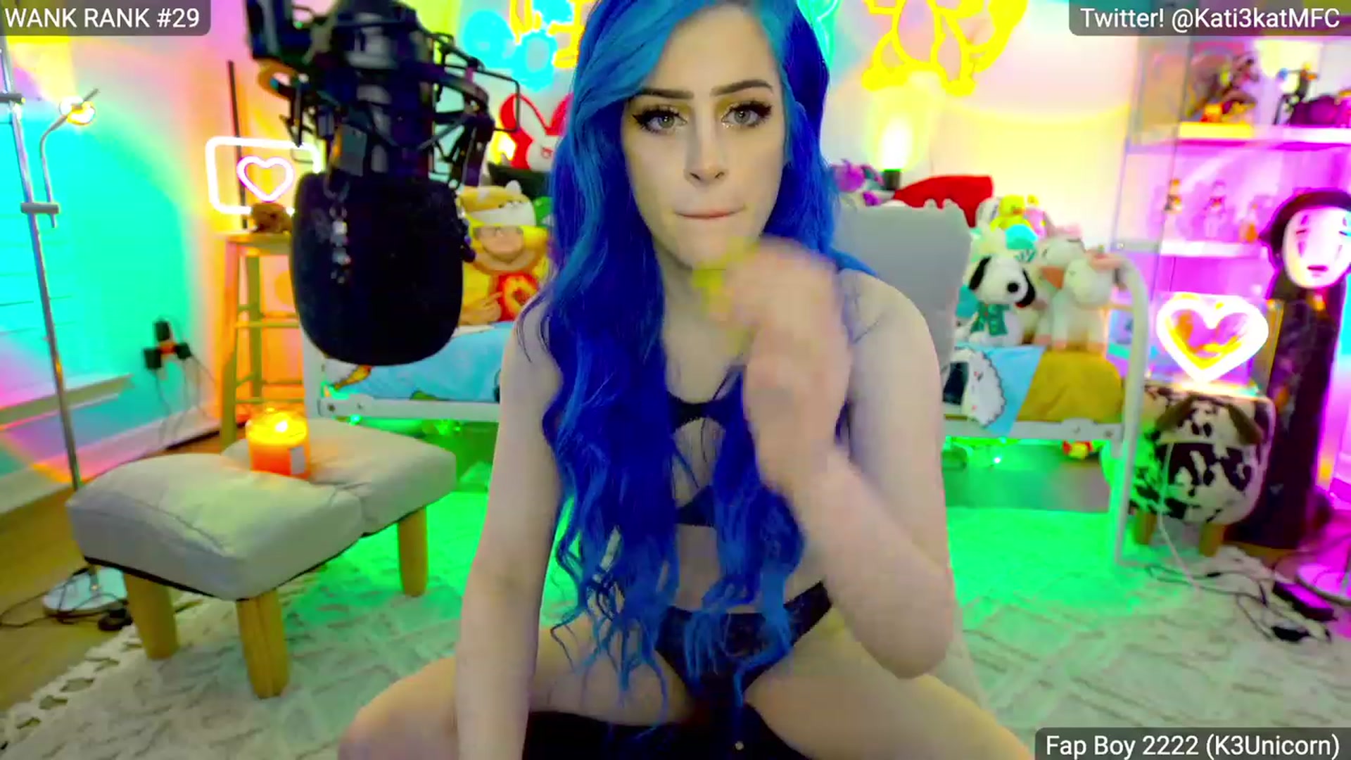 Gallery image thumbnail from Kati3Kat's myfreecams stream on, 11/23/2022, 02:49 image 12 of 20