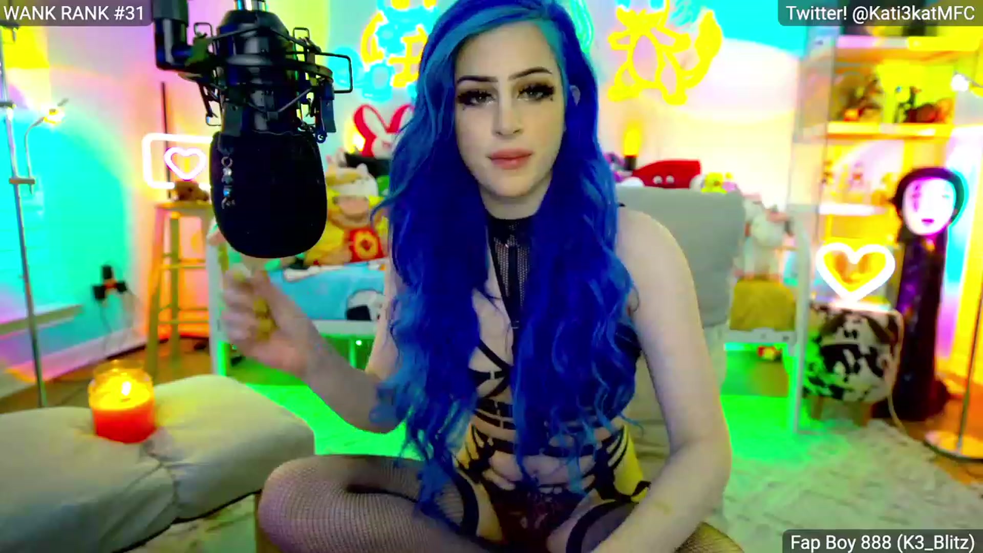Gallery image thumbnail from Kati3Kat's myfreecams stream on, 11/26/2022, 05:55 image 16 of 20
