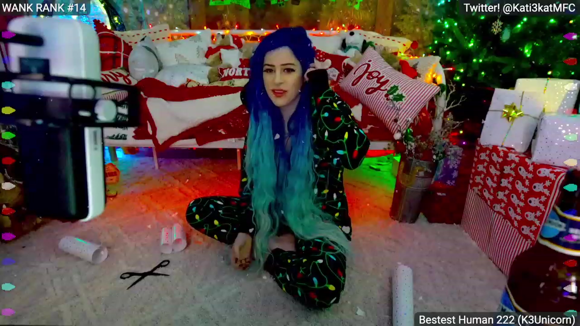 Gallery image thumbnail from Kati3Kat's myfreecams stream on, 12/25/2022, 10:17 image 2 of 20