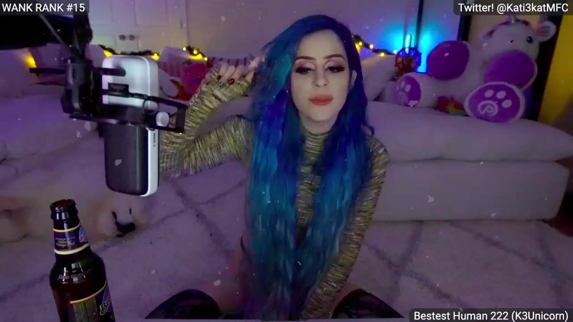 Gallery image thumbnail from Kati3Kat's myfreecams stream on, 12/30/2022, 09:11 image 4 of 20