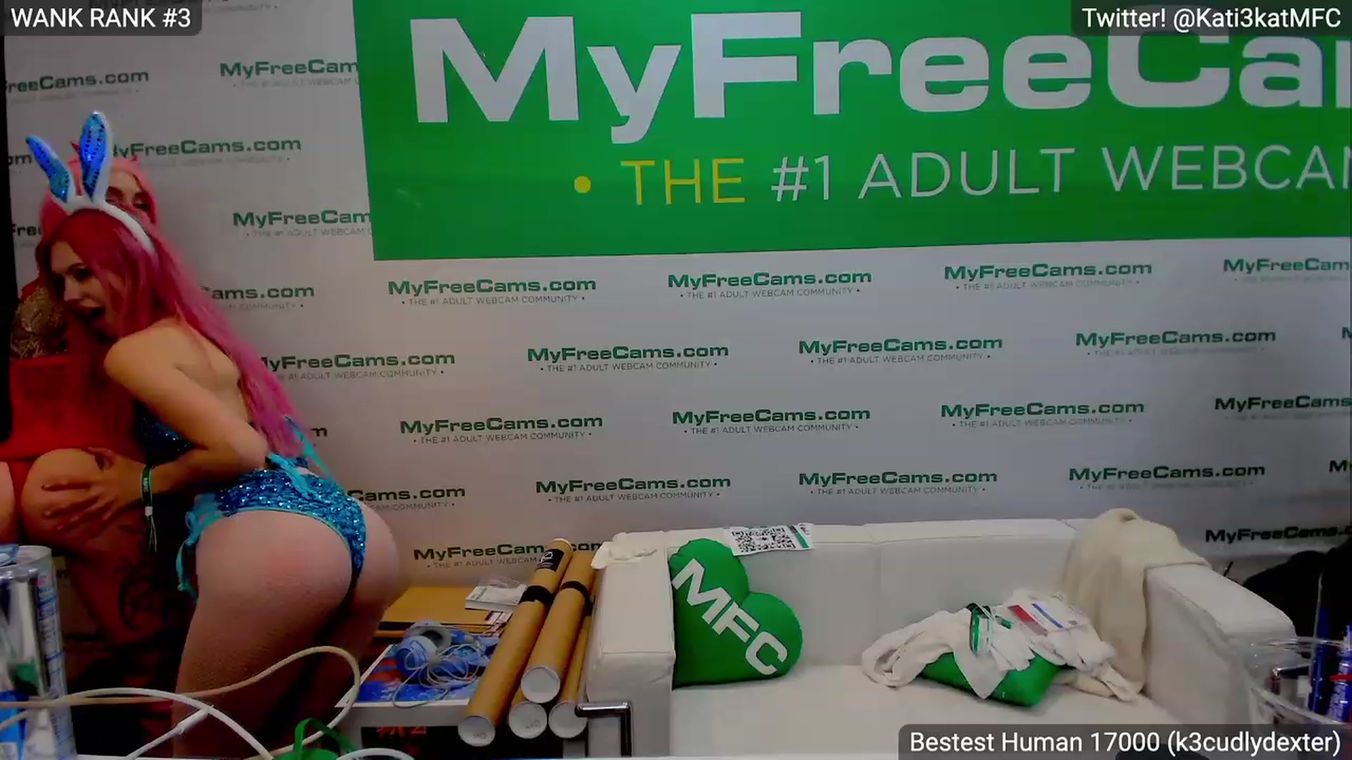 Gallery image thumbnail from Kati3Kat's myfreecams stream on, 01/07/2023, 02:25 image 16 of 20