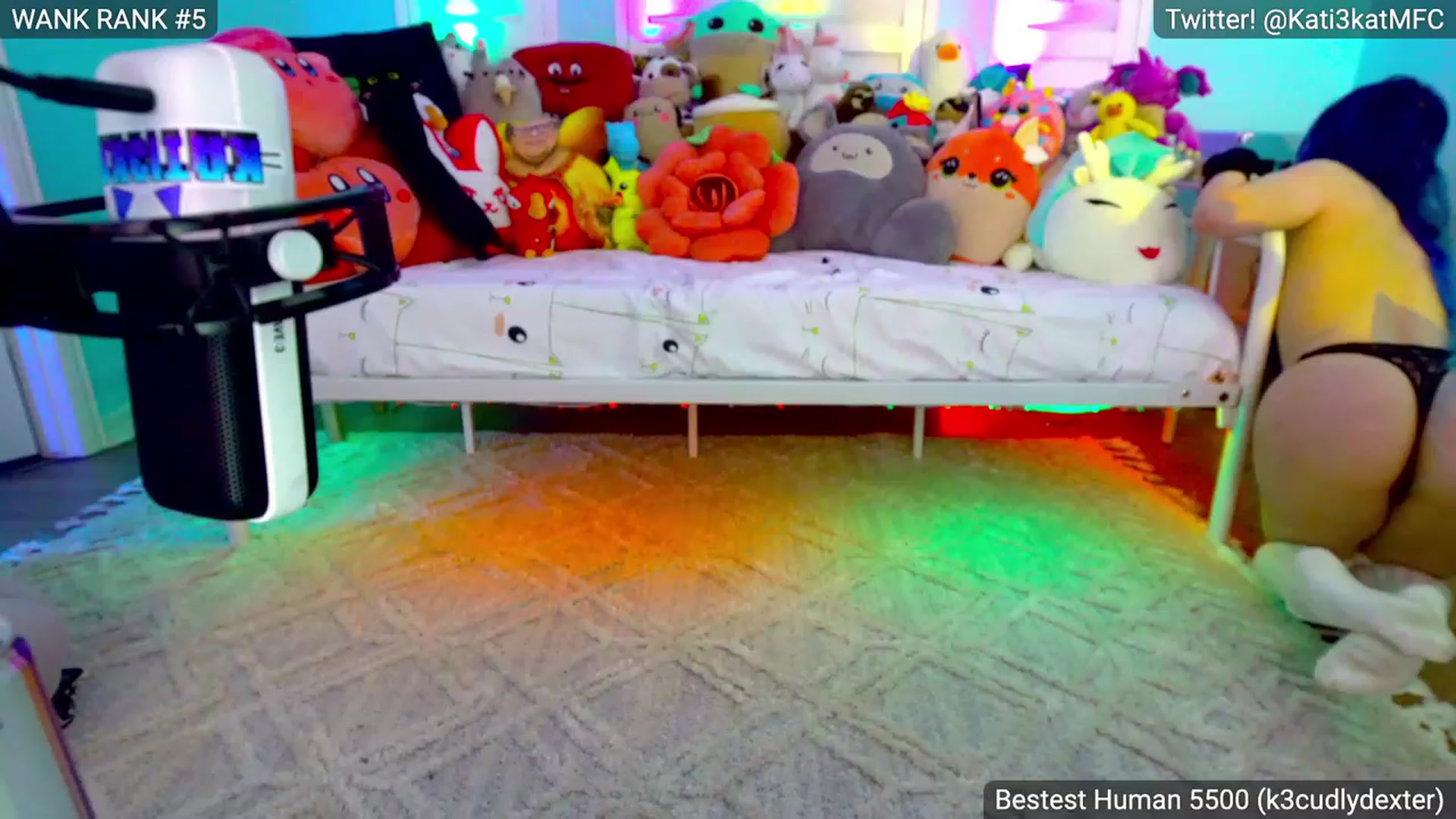 Gallery image thumbnail from Kati3Kat's myfreecams stream on, 01/13/2023, 07:06 image 16 of 20
