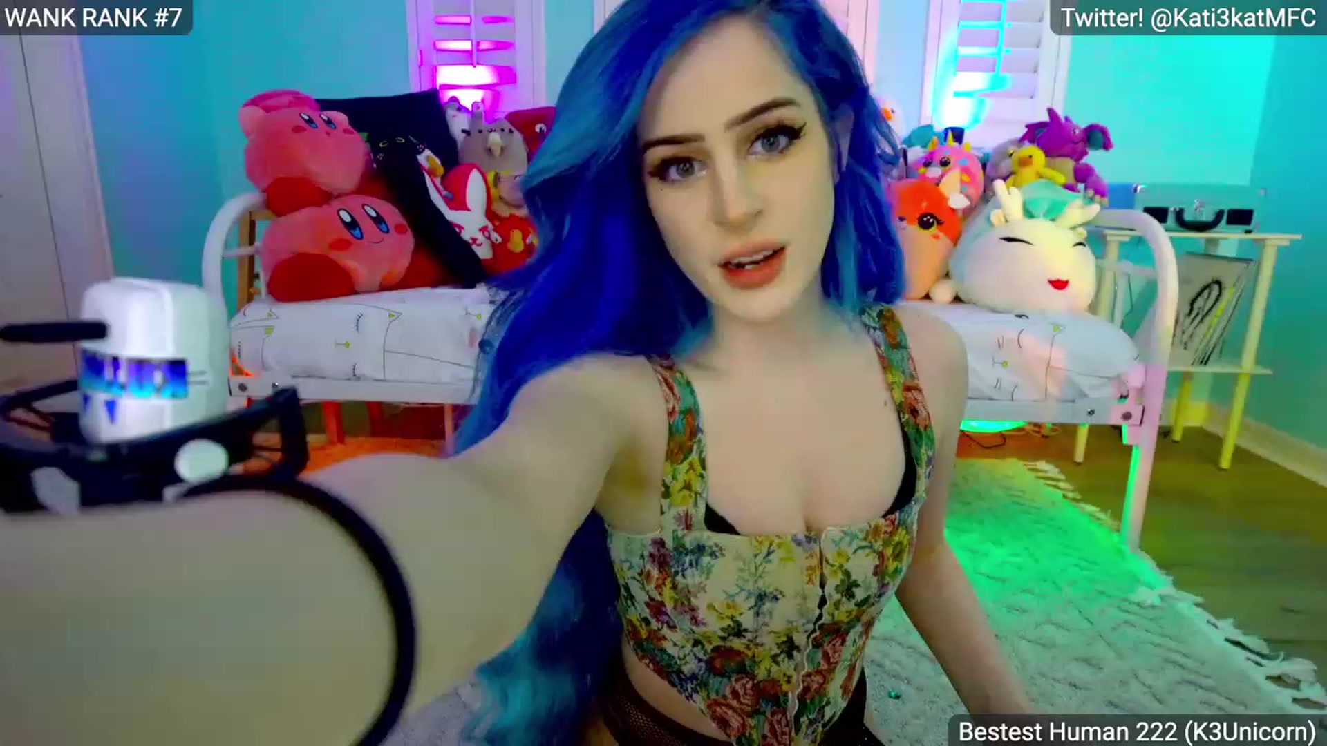Gallery image thumbnail from Kati3Kat's myfreecams stream on, 01/17/2023, 06:09 image 10 of 20
