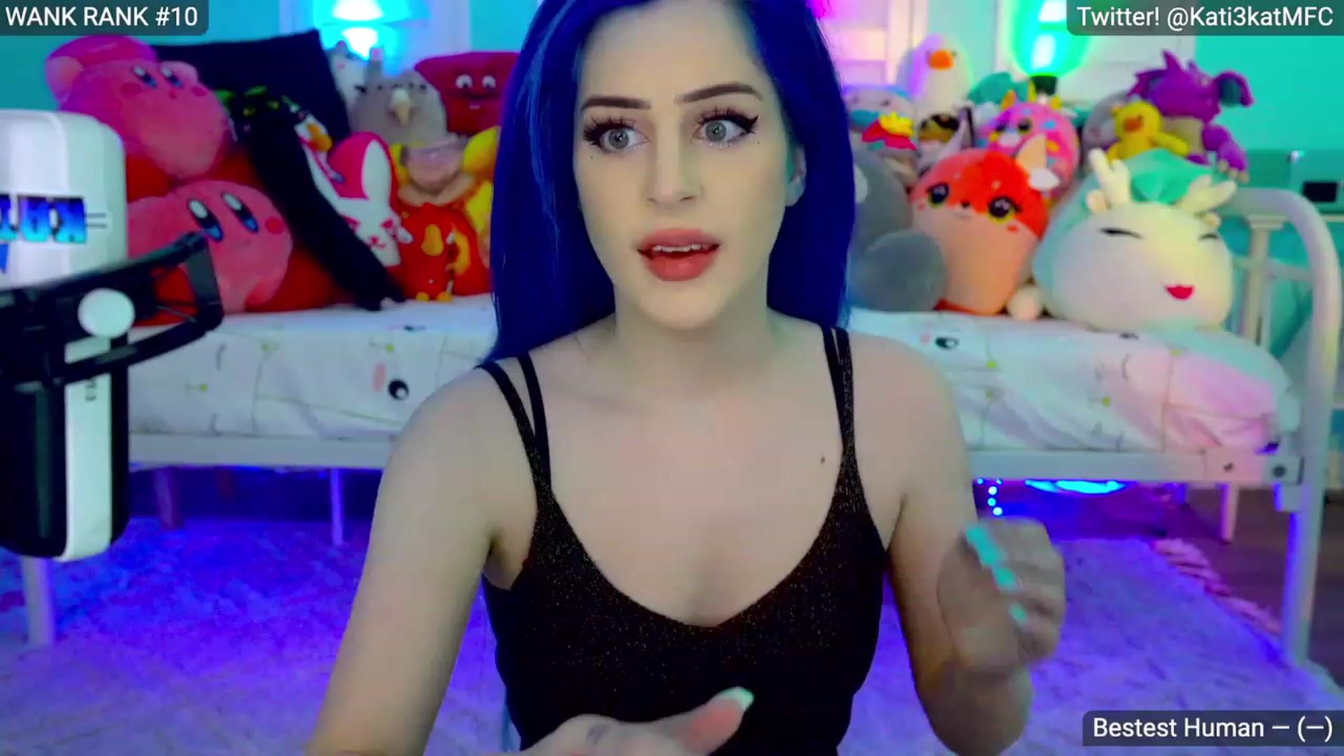 Gallery image thumbnail from Kati3Kat's myfreecams stream on, 01/19/2023, 06:52 image 1 of 20