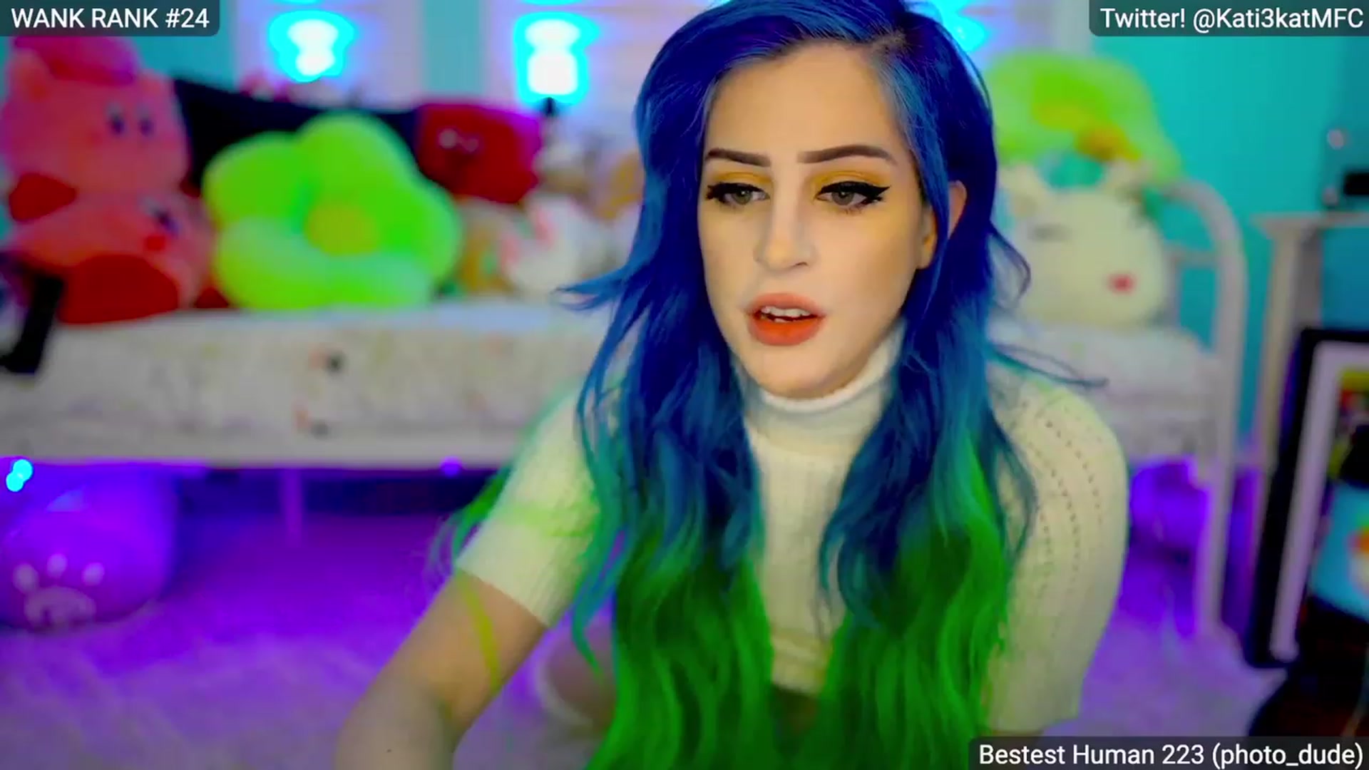 Gallery image thumbnail from Kati3Kat's myfreecams stream on, 03/19/2023, 06:55 image 2 of 20