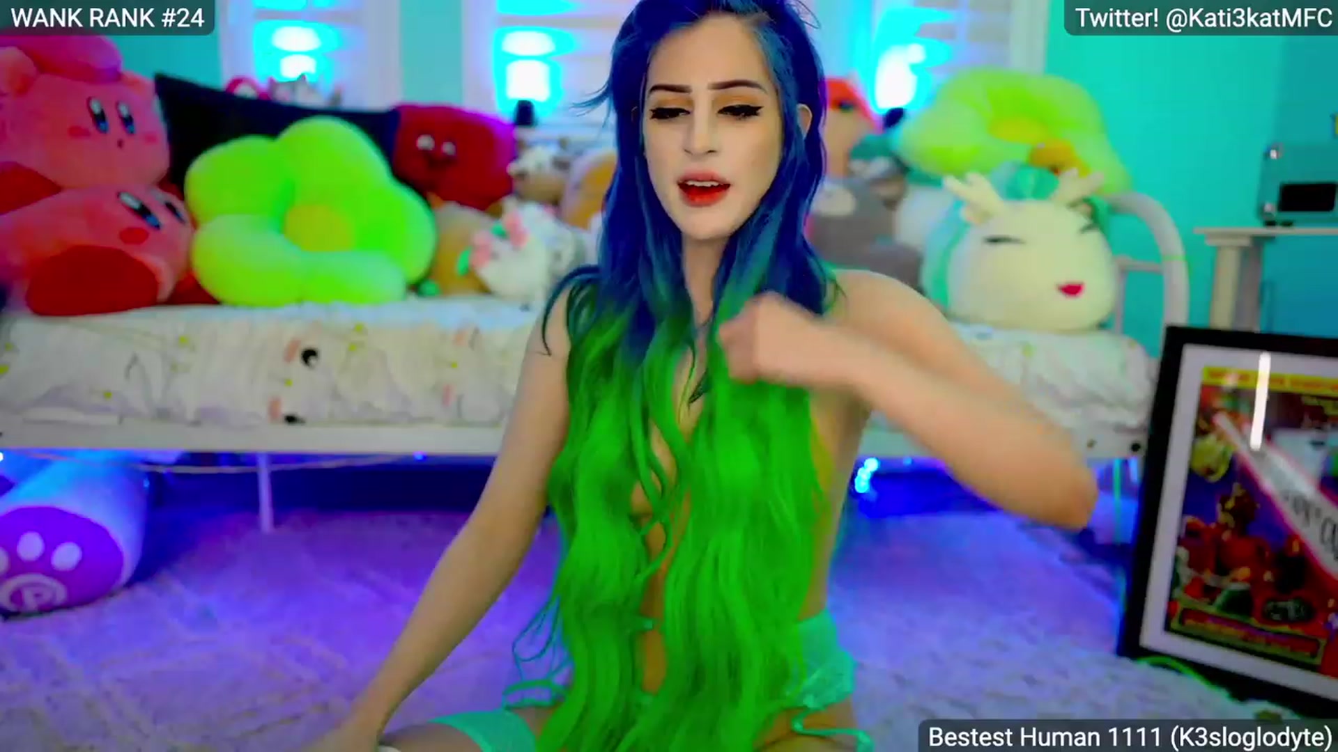 Gallery image thumbnail from Kati3Kat's myfreecams stream on, 03/19/2023, 06:55 image 16 of 20
