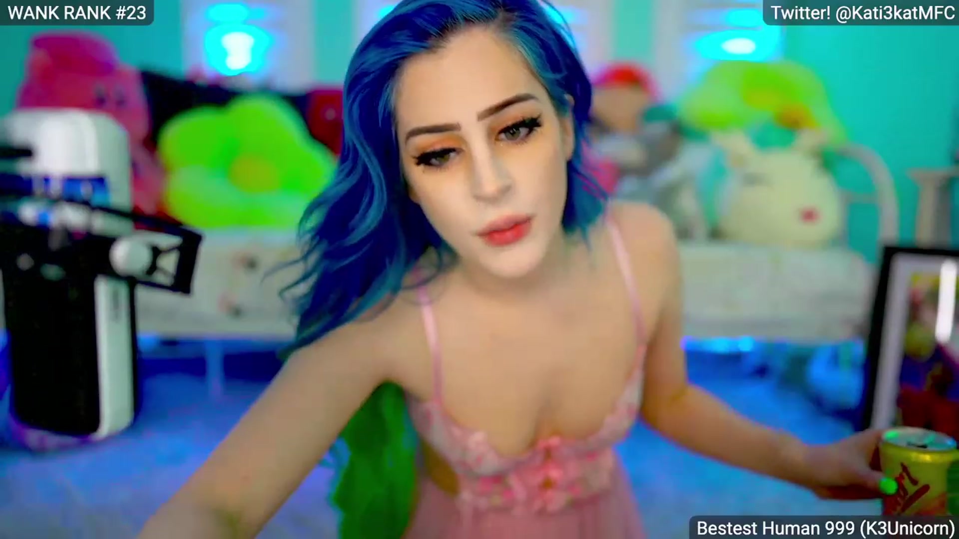 Gallery image thumbnail from Kati3Kat's myfreecams stream on, 03/20/2023, 08:33 image 15 of 20