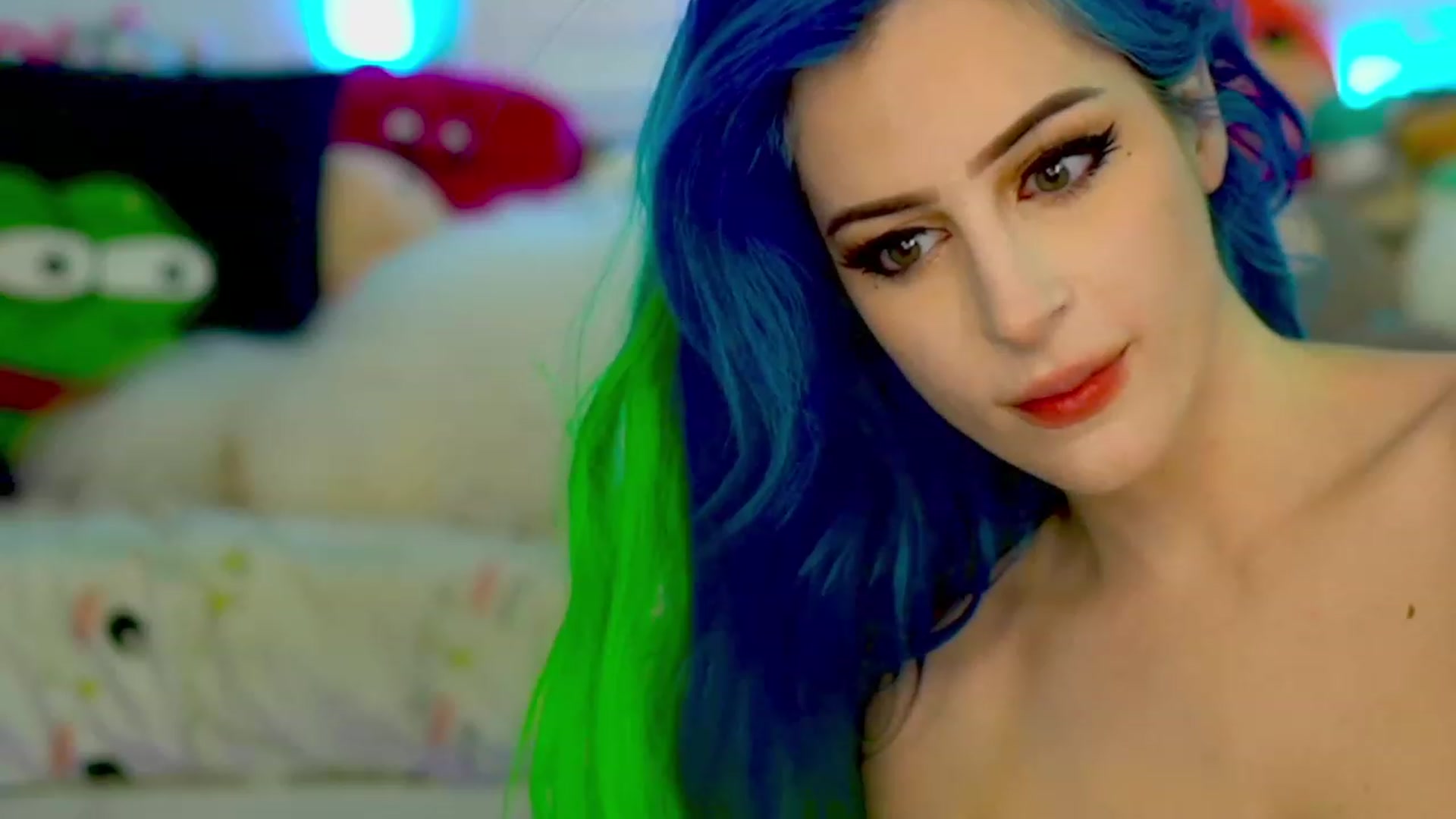 Gallery image thumbnail from Kati3Kat's myfreecams stream on, 03/23/2023, 08:44 image 20 of 20