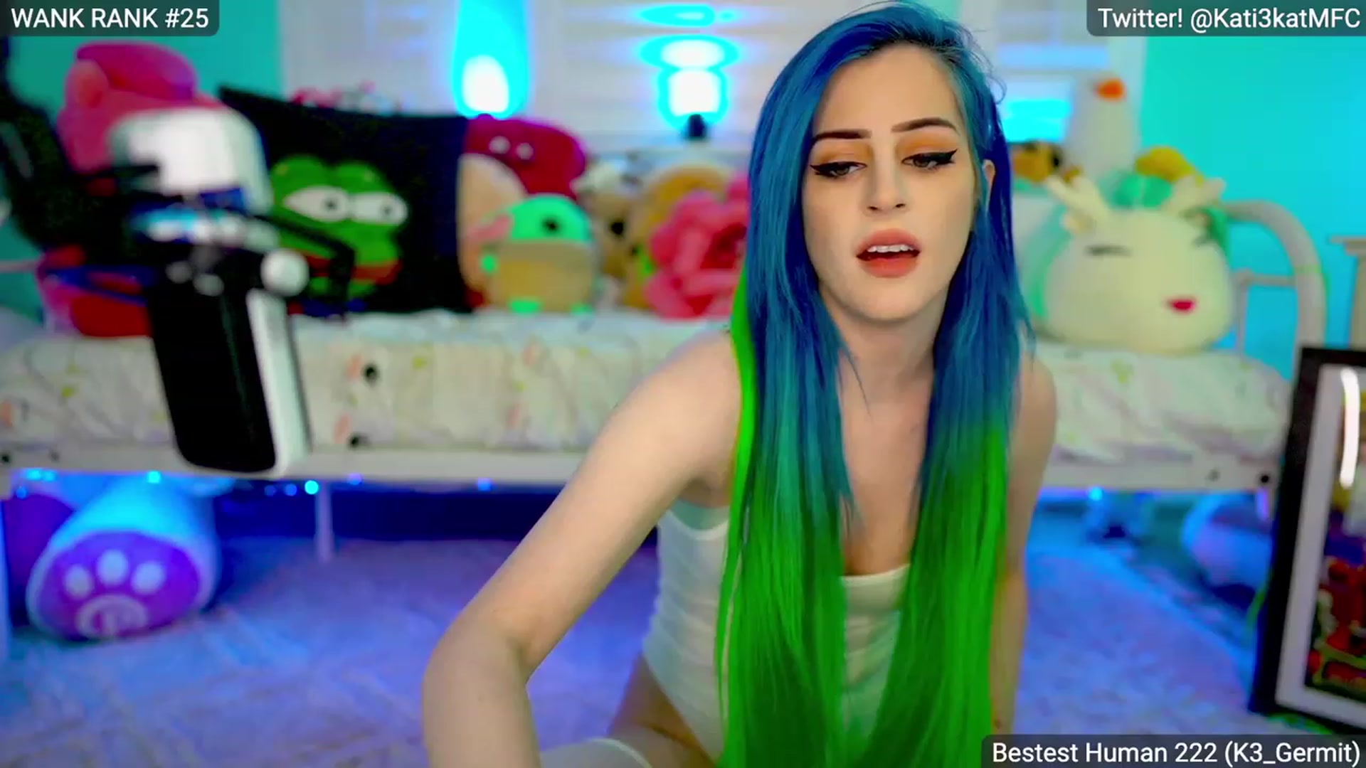 Gallery image thumbnail from Kati3Kat's myfreecams stream on, 03/26/2023, 06:46 image 2 of 20