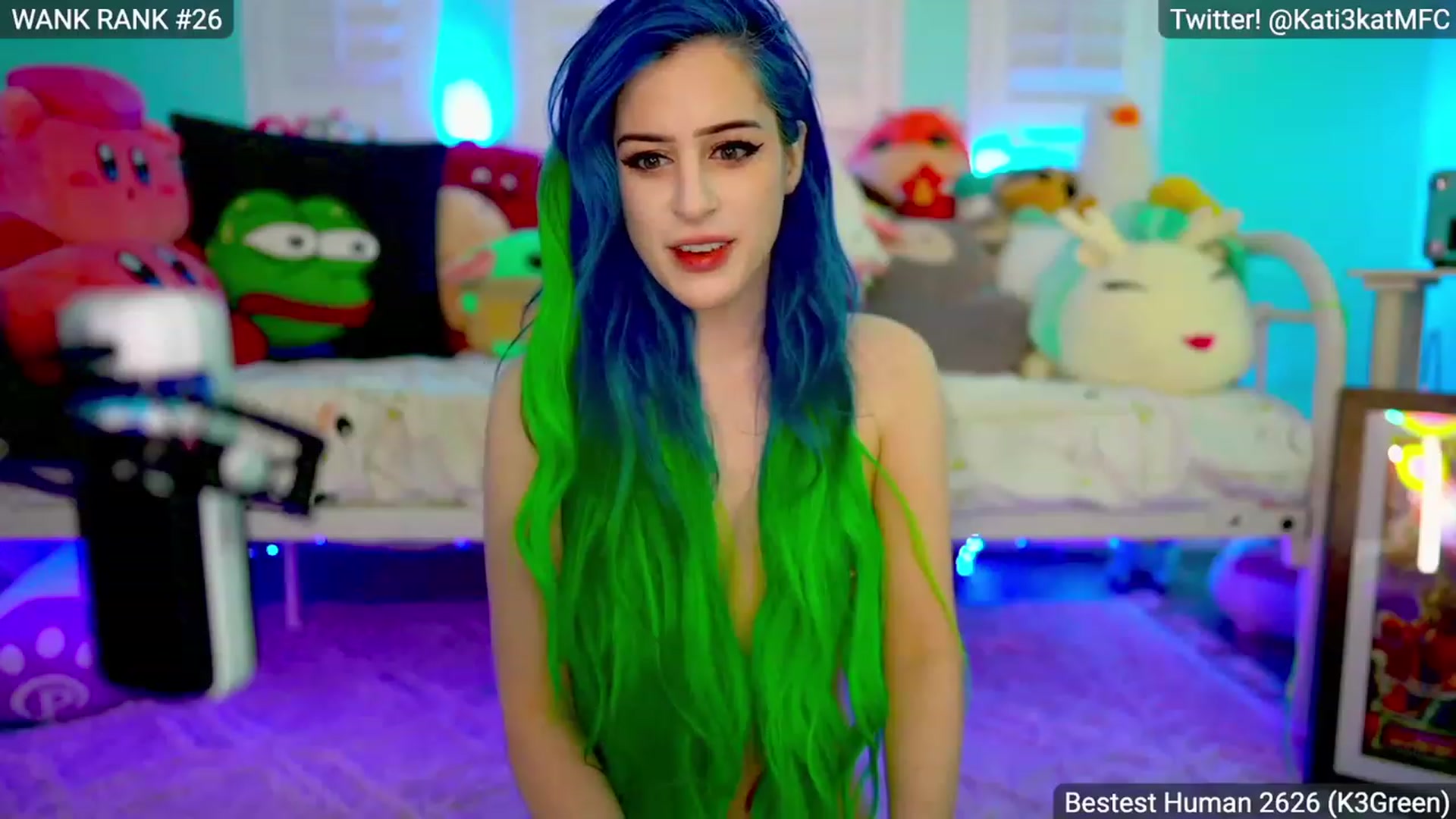 Gallery image thumbnail from Kati3Kat's myfreecams stream on, 03/27/2023, 07:55 image 17 of 20