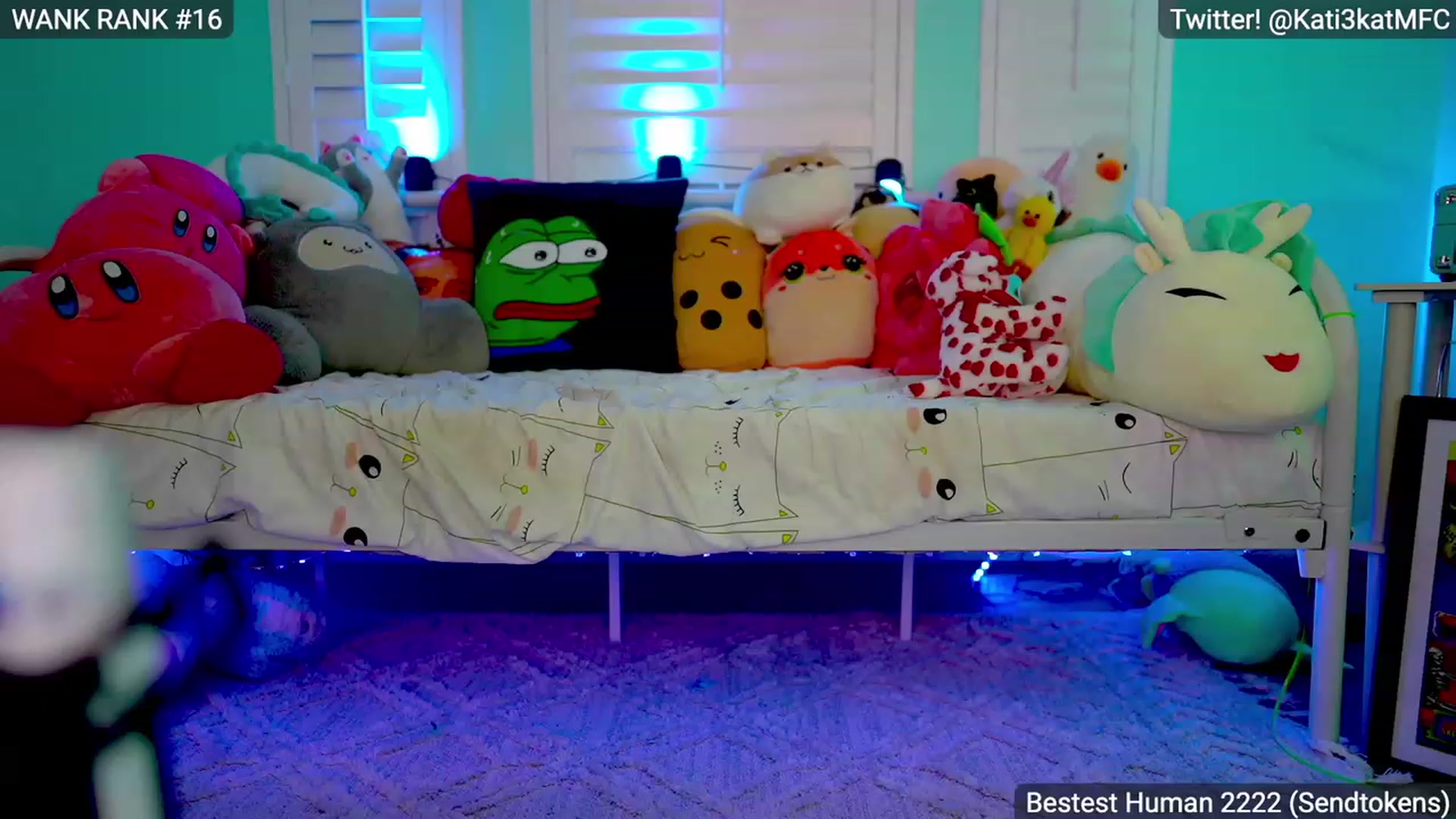 Gallery image thumbnail from Kati3Kat's myfreecams stream on, 04/17/2023, 07:38 image 1 of 20