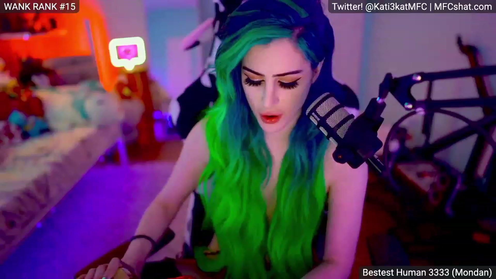 Gallery image thumbnail from Kati3Kat's myfreecams stream on, 04/26/2023, 08:33 image 5 of 20