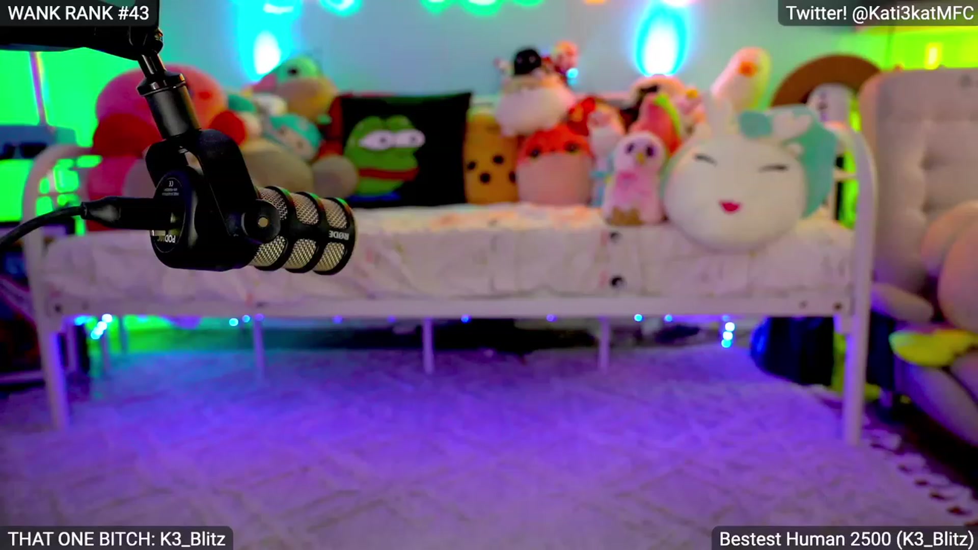 Gallery image thumbnail from Kati3Kat's myfreecams stream on, 05/25/2023, 08:16 image 2 of 20