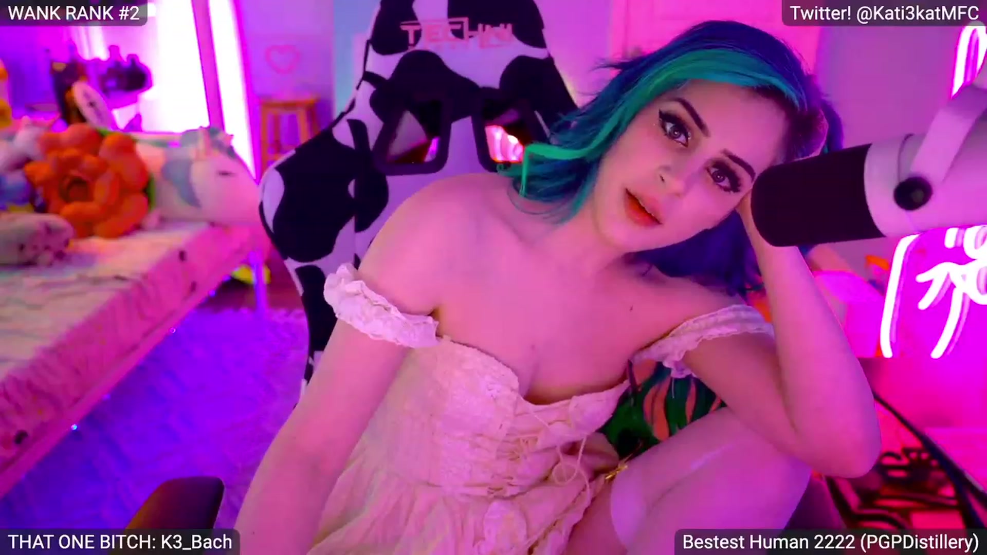 Gallery image thumbnail from Kati3Kat's myfreecams stream on, 06/05/2023, 08:19 image 16 of 20