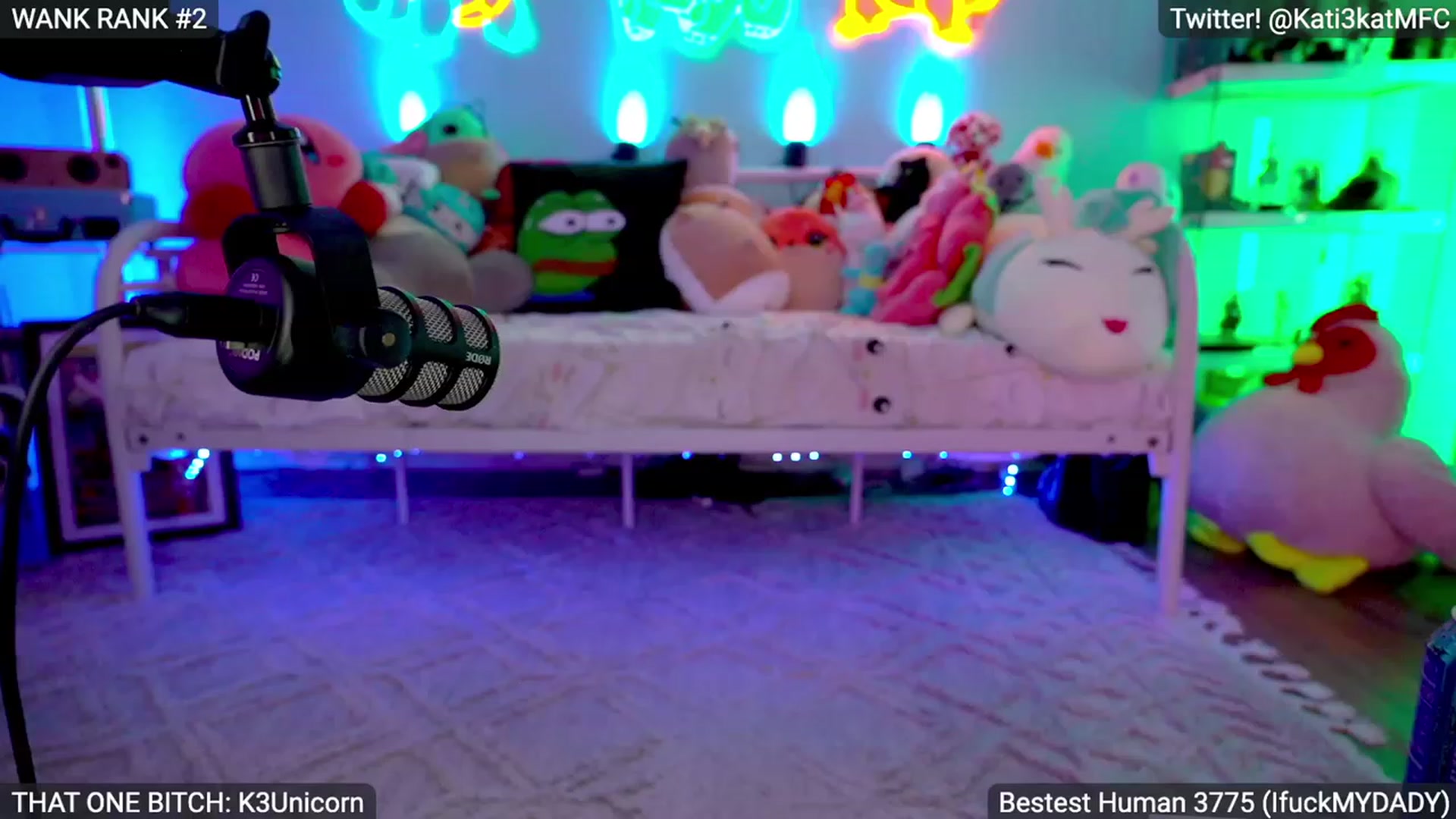 Gallery image thumbnail from Kati3Kat's myfreecams stream on, 06/19/2023, 05:31 image 18 of 20