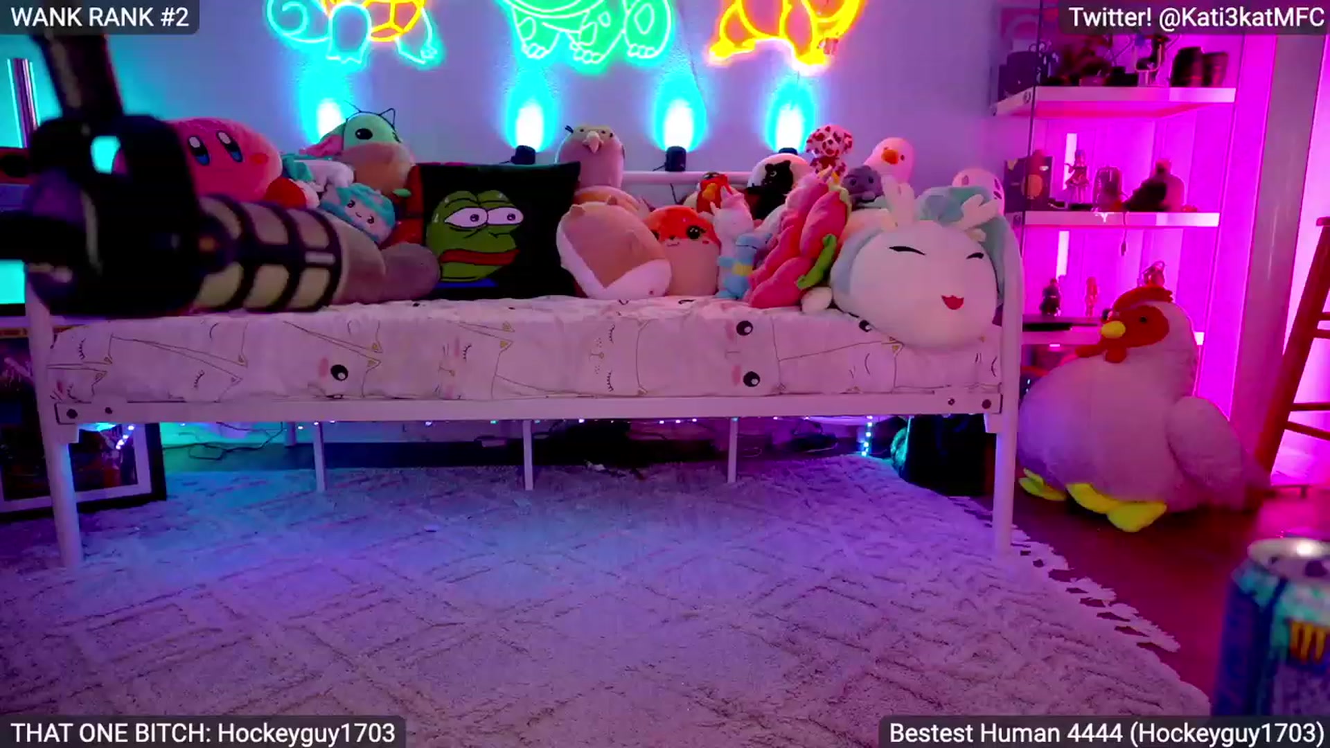 Gallery image thumbnail from Kati3Kat's myfreecams stream on, 06/19/2023, 06:46 image 15 of 20