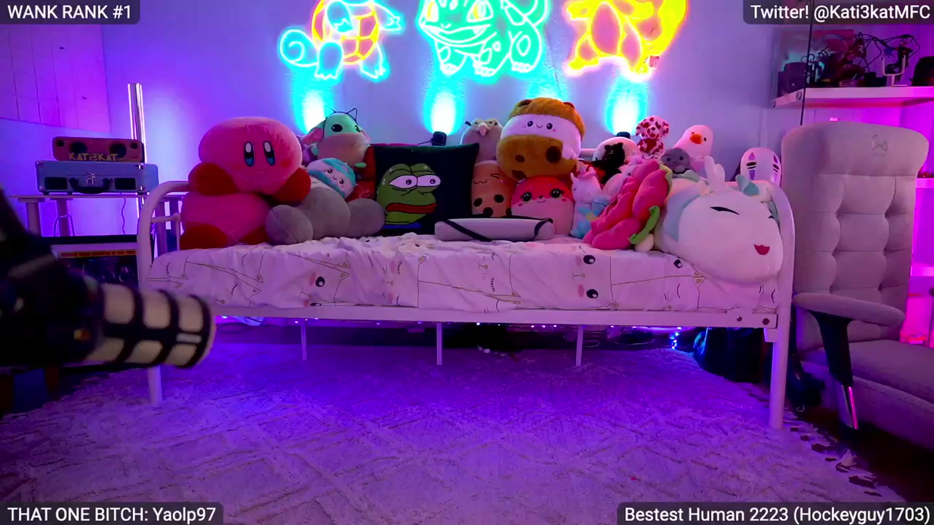 Gallery image thumbnail from Kati3Kat's myfreecams stream on, 06/24/2023, 08:21 image 1 of 20