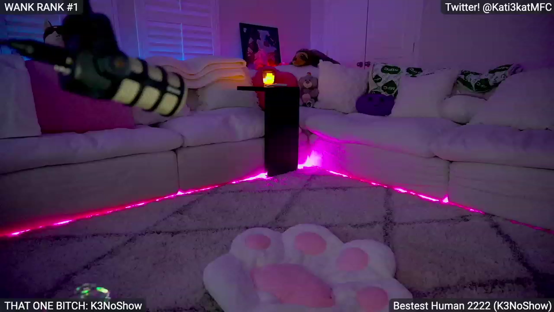 Gallery image thumbnail from Kati3Kat's myfreecams stream on, 06/28/2023, 06:39 image 1 of 20