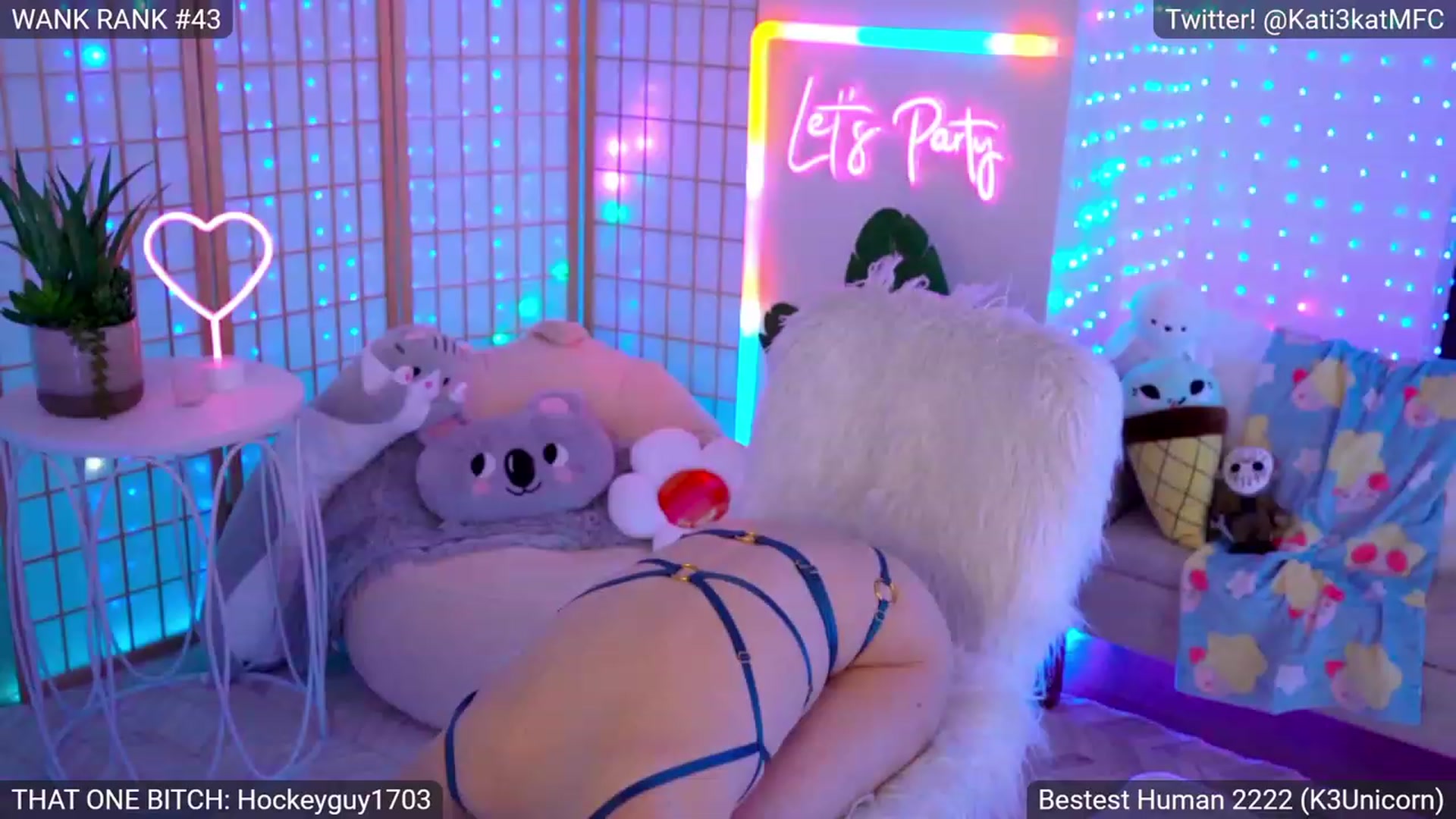 Gallery image thumbnail from Kati3Kat's myfreecams stream on, 08/16/2023, 05:38 image 16 of 20