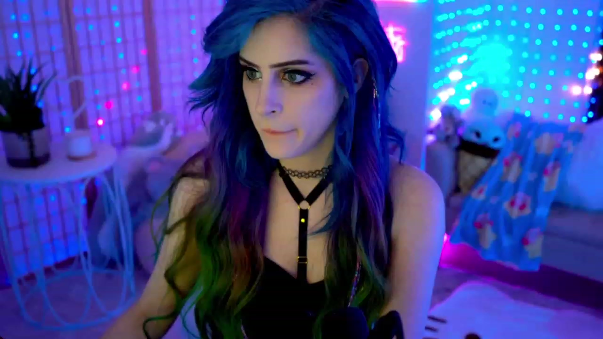 Gallery image thumbnail from Kati3Kat's myfreecams stream on, 09/23/2023, 04:00 image 4 of 20