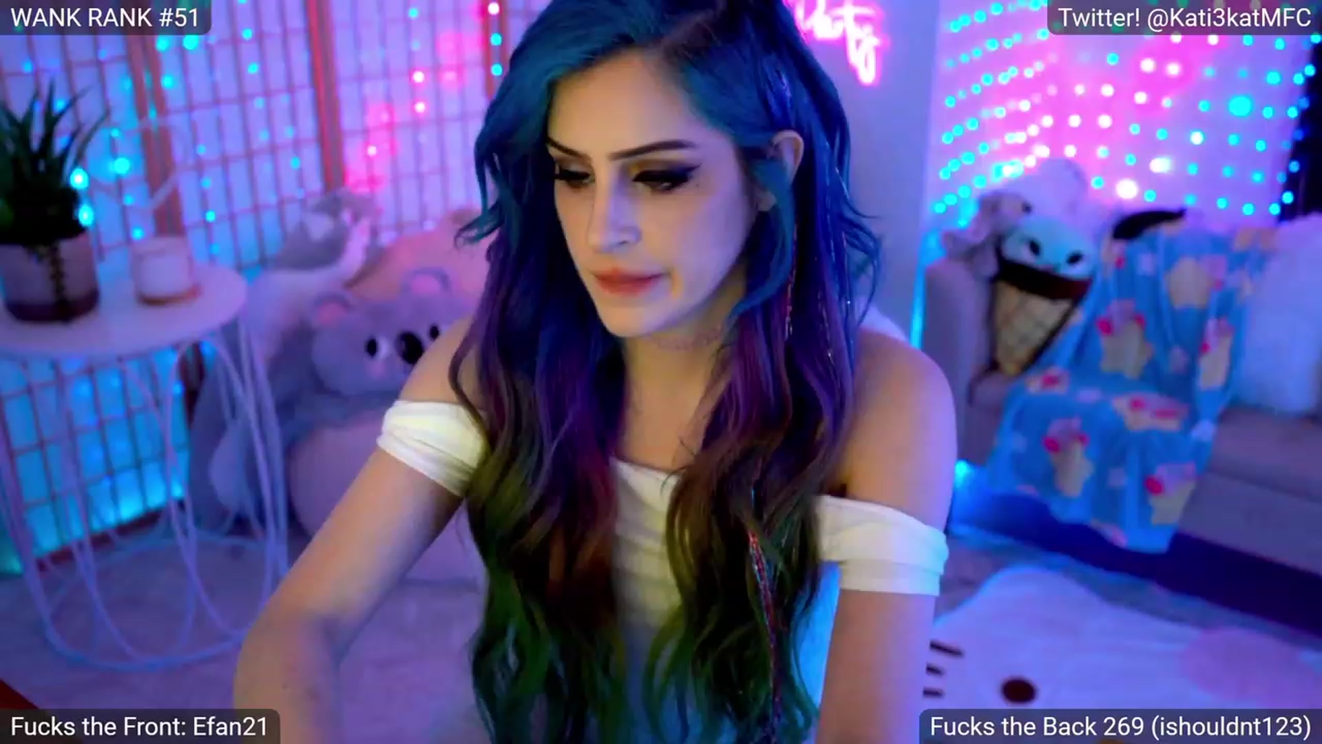 Gallery image thumbnail from Kati3Kat's myfreecams stream on, 09/25/2023, 03:06 image 3 of 20