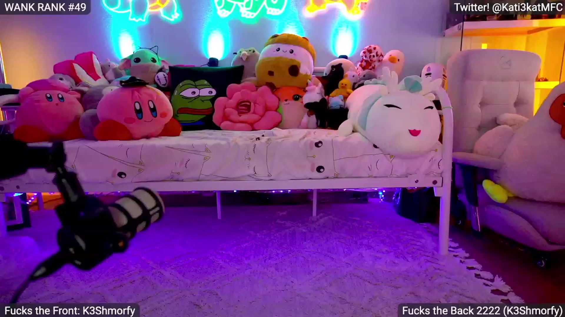 Gallery image thumbnail from Kati3Kat's myfreecams stream on, 09/30/2023, 04:53 image 15 of 20