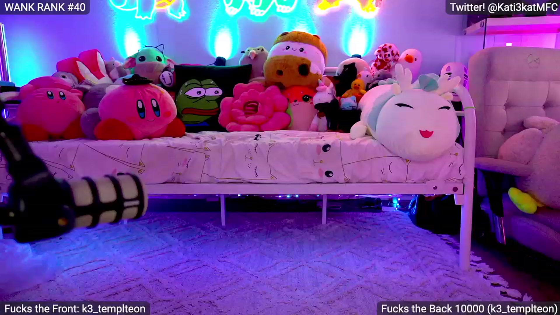 Gallery image thumbnail from Kati3Kat's myfreecams stream on, 09/30/2023, 06:40 image 5 of 20