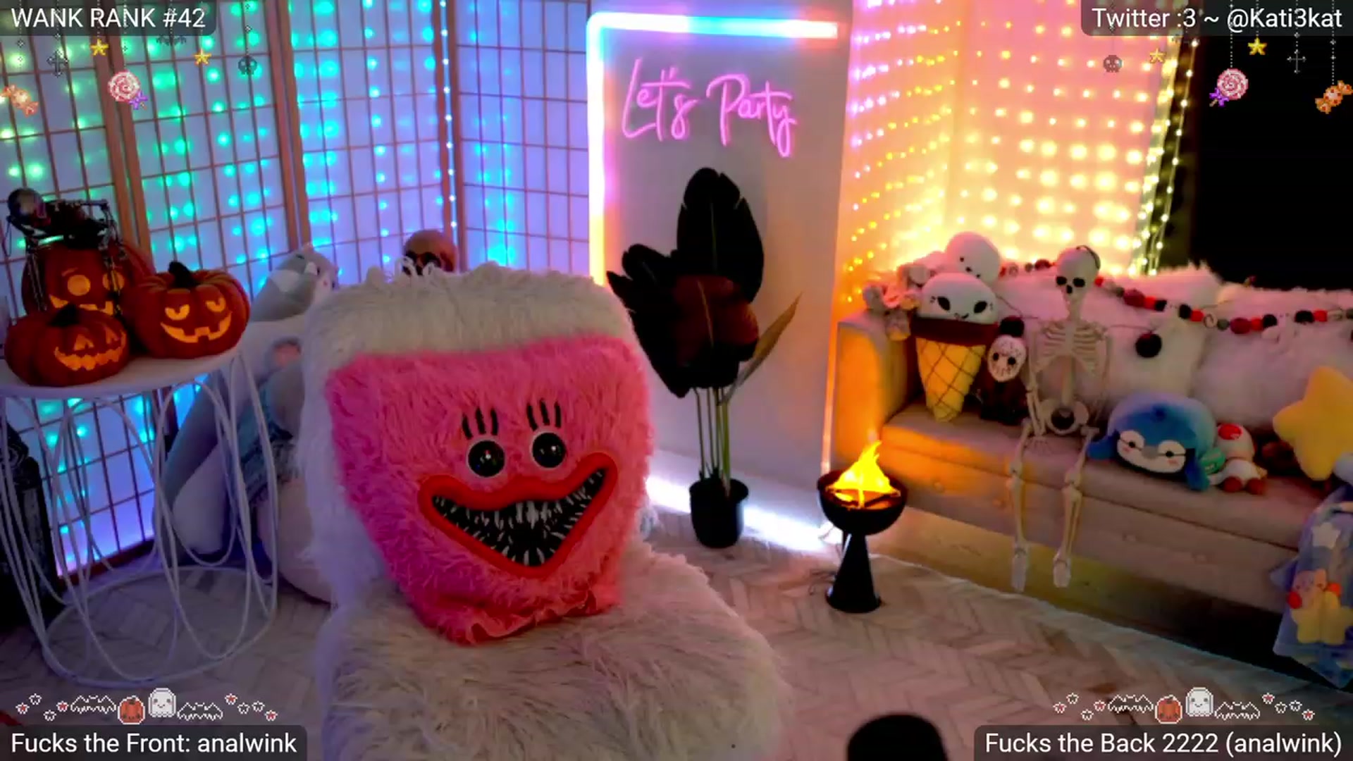 Gallery image thumbnail from Kati3Kat's myfreecams stream on, 10/27/2023, 06:27 image 16 of 20