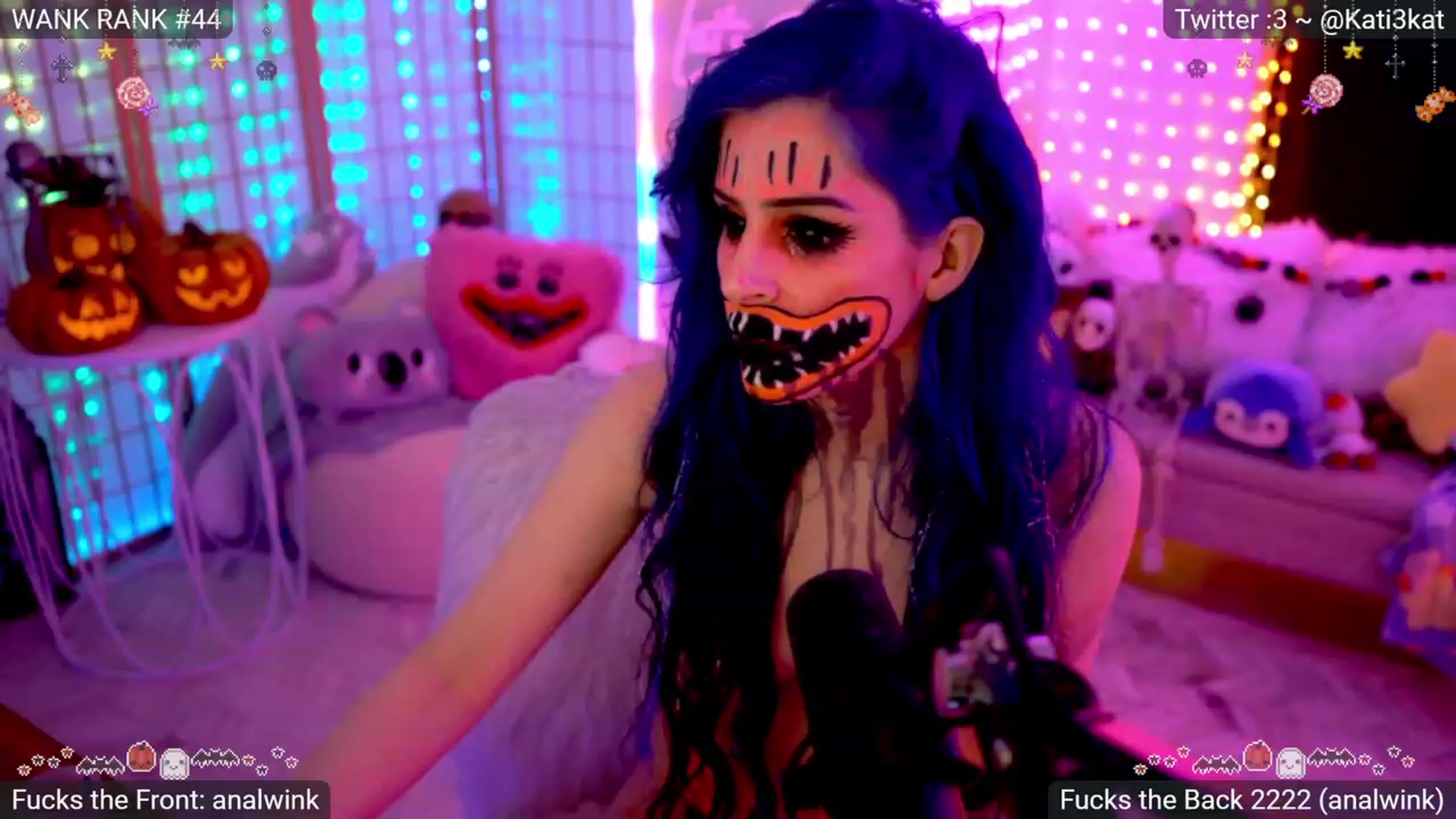 Gallery image thumbnail from Kati3Kat's myfreecams stream on, 10/27/2023, 06:27 image 11 of 20