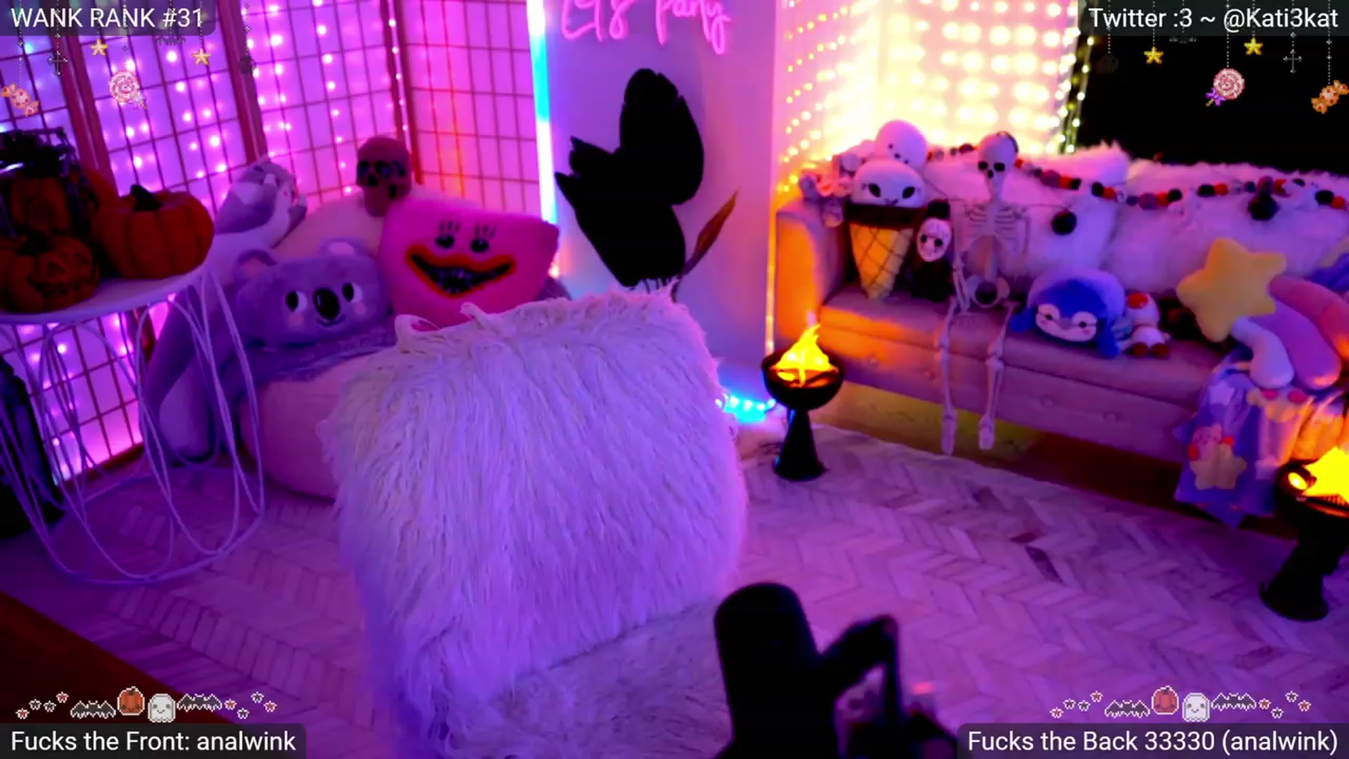 Gallery image thumbnail from Kati3Kat's myfreecams stream on, 10/28/2023, 10:12 image 4 of 20
