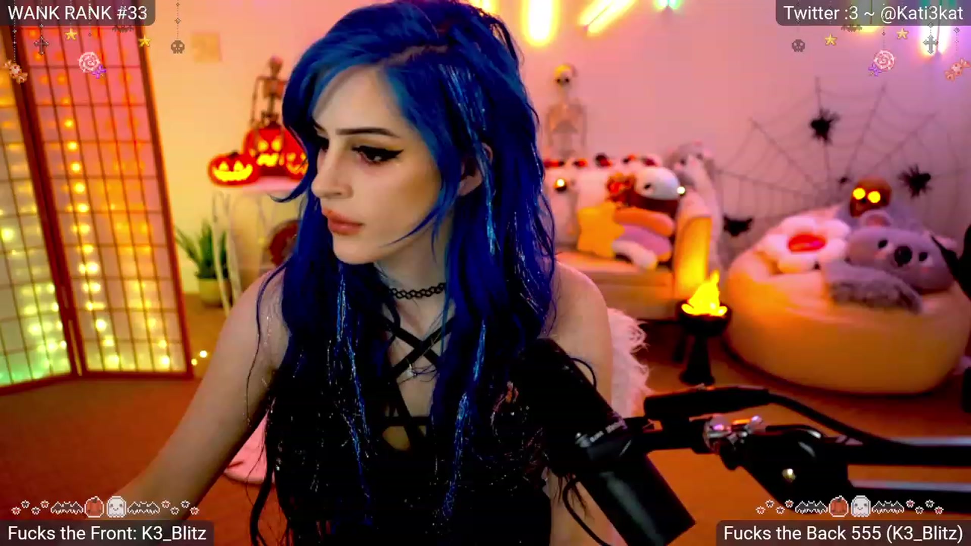 Gallery image thumbnail from Kati3Kat's myfreecams stream on, 10/30/2023, 06:39 image 2 of 20