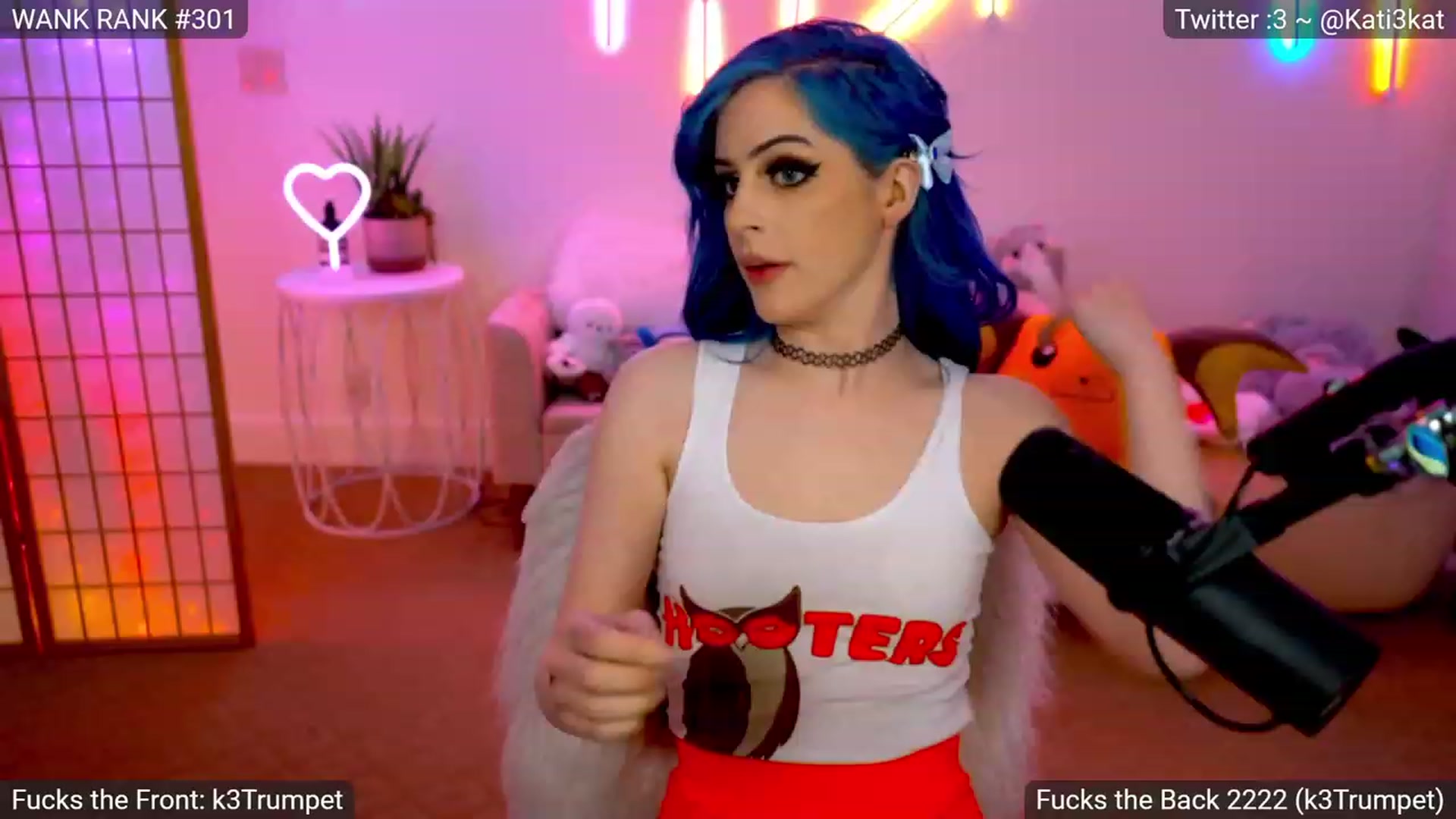 Gallery image thumbnail from Kati3Kat's myfreecams stream on, 11/11/2023, 08:34 image 4 of 20