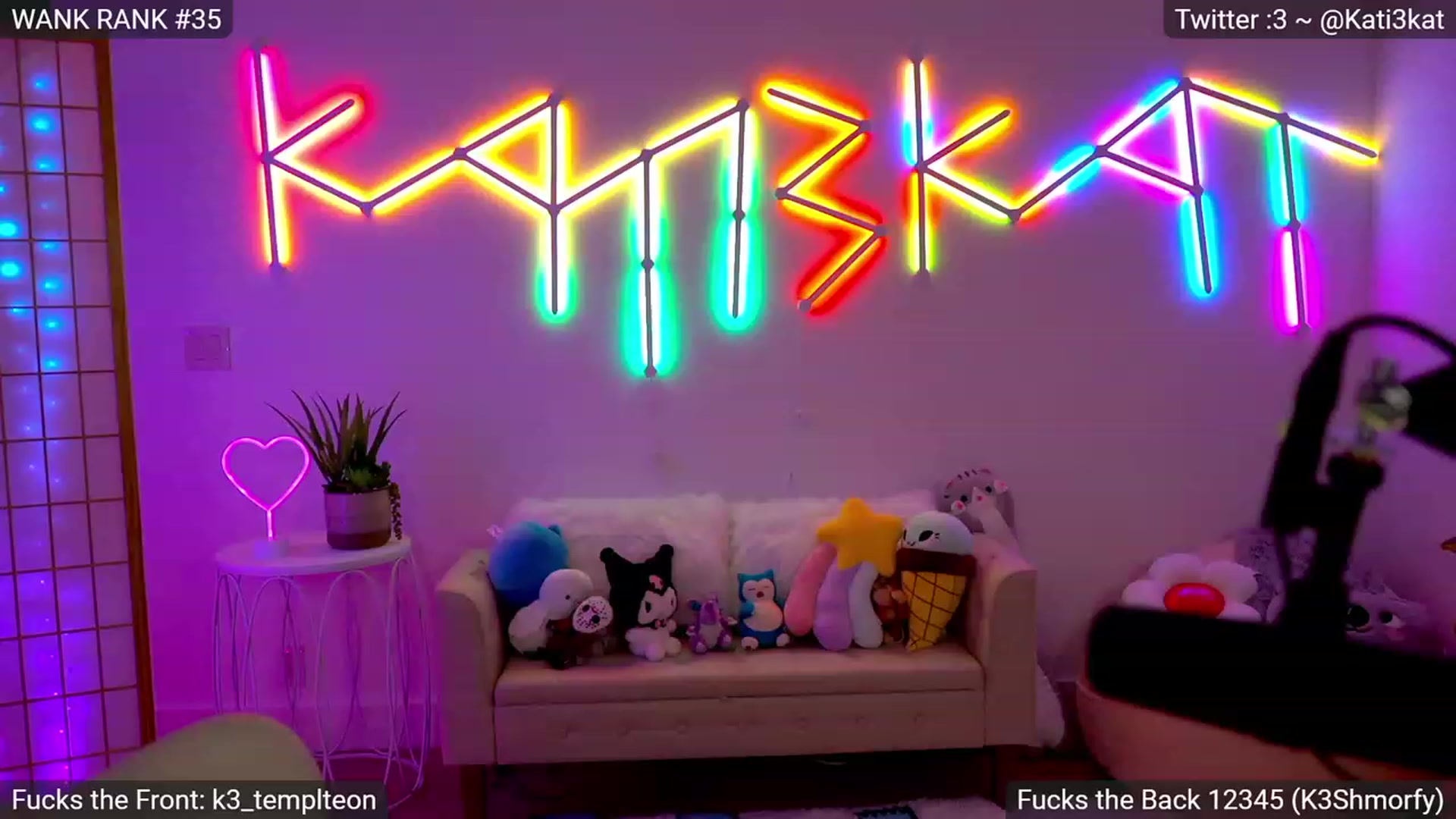 Gallery image thumbnail from Kati3Kat's myfreecams stream on, 12/01/2023, 05:57 image 11 of 20