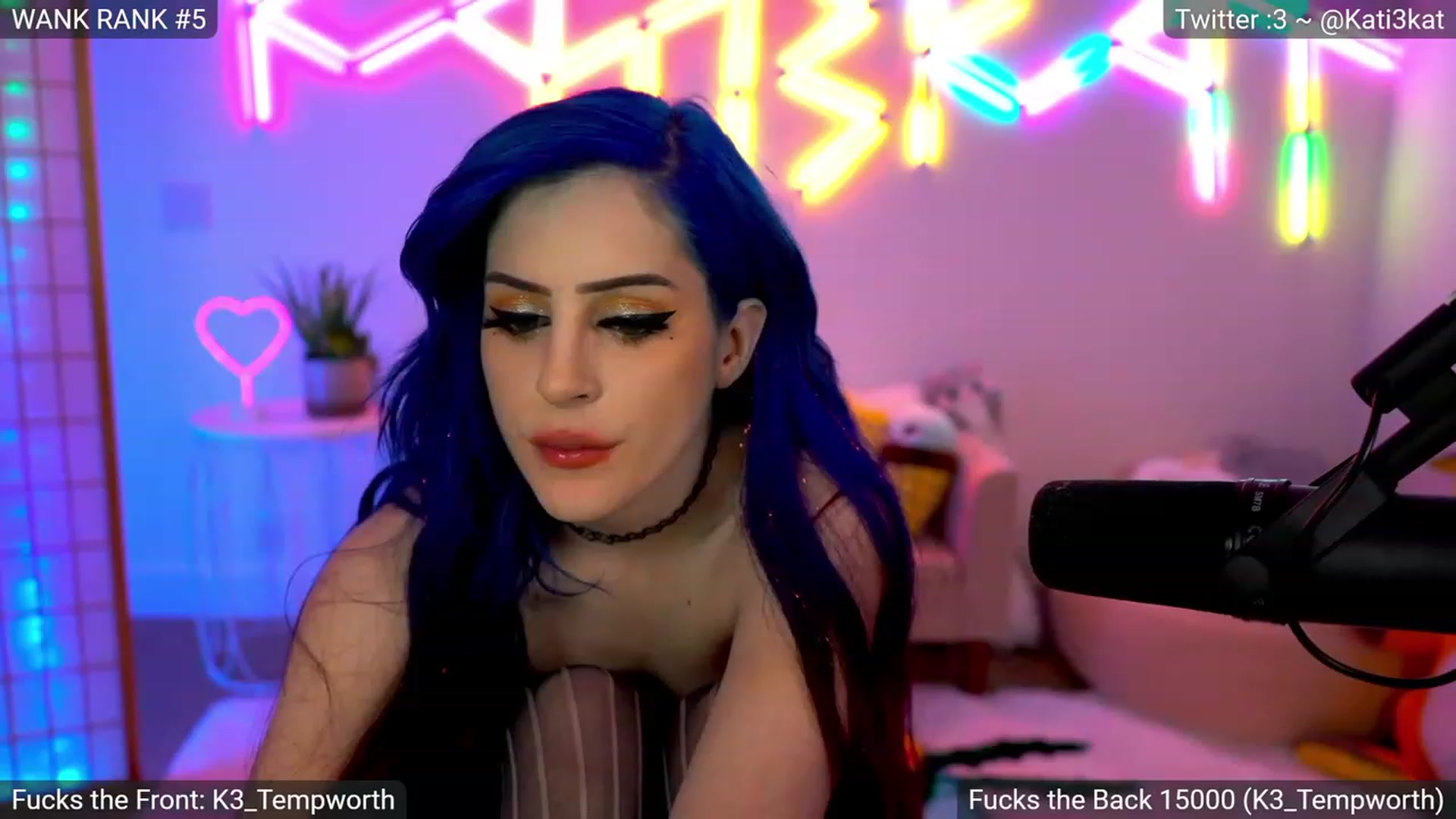Gallery image thumbnail from Kati3Kat's myfreecams stream on, 12/01/2023, 08:34 image 10 of 20