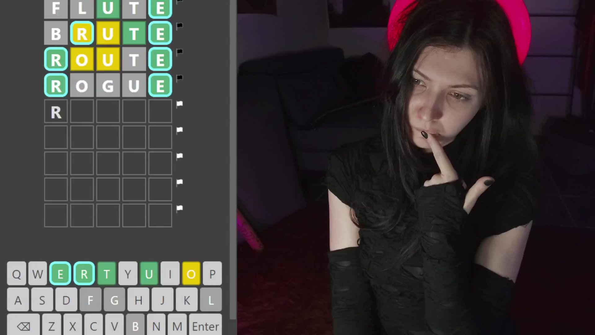 Gallery image thumbnail from Katie3kat's myfreecams stream on, 08/16/2024, 05:43 image 10 of 20