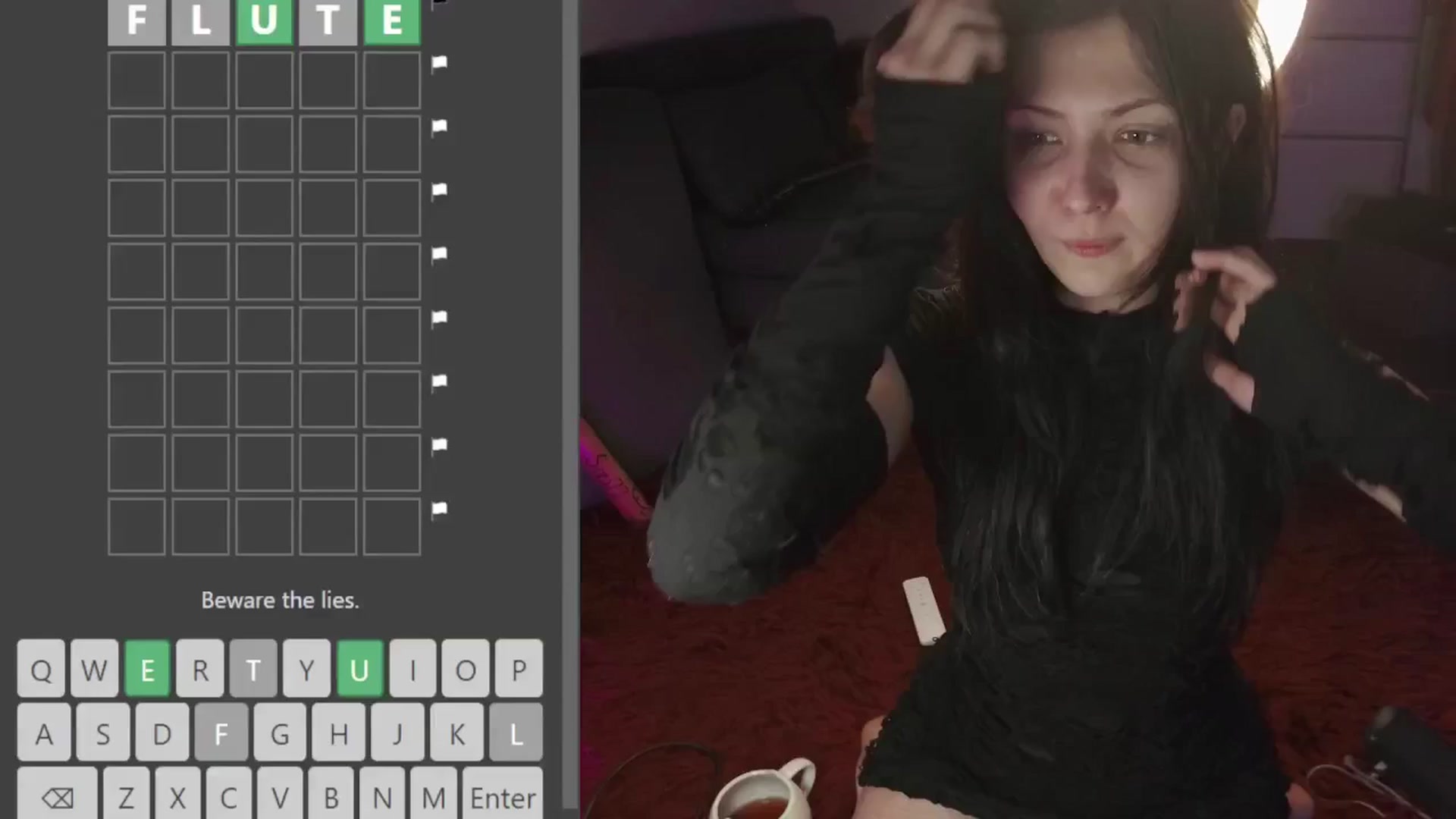 Gallery image thumbnail from Katie3kat's myfreecams stream on, 08/16/2024, 05:43 image 1 of 20