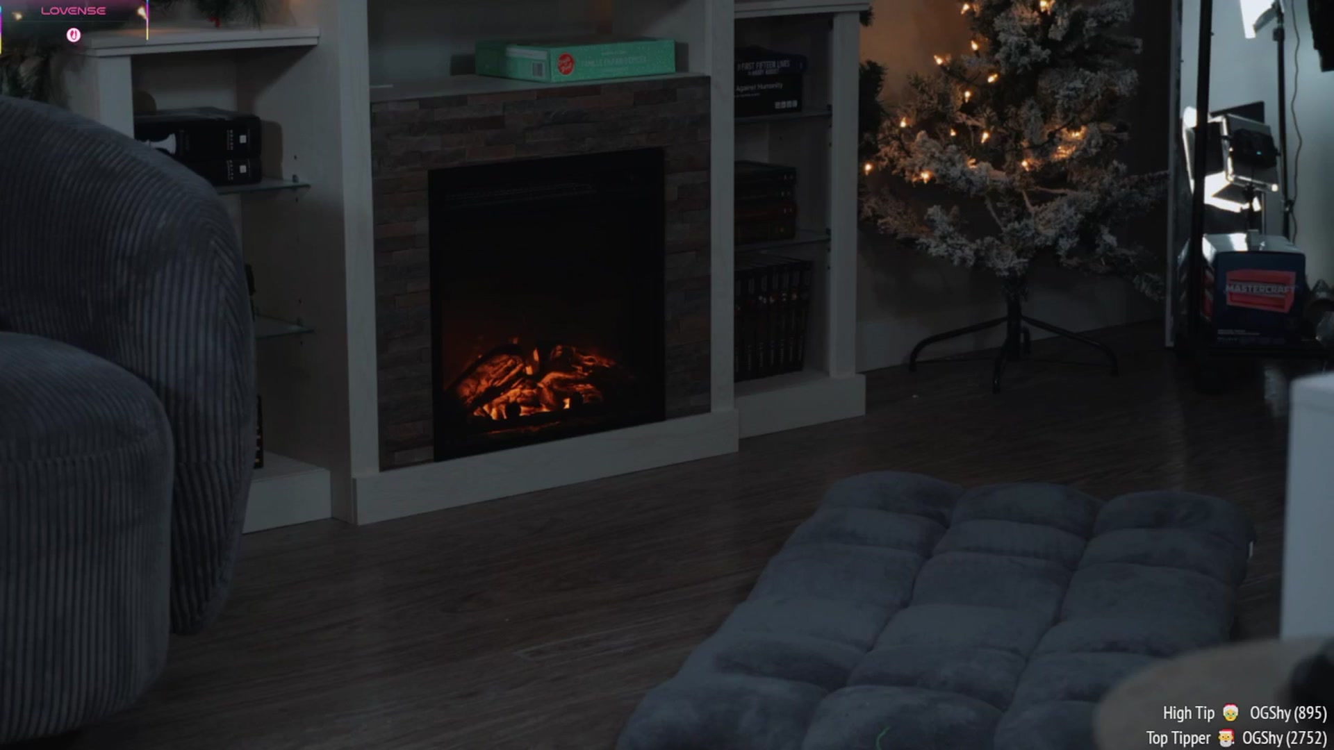 Gallery image thumbnail from KatieBell's myfreecams stream on, 12/25/2025, 05:29 image 14 of 20