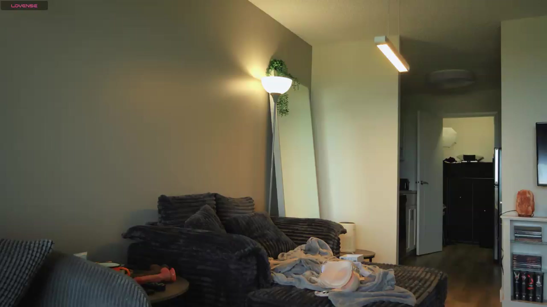 Gallery image thumbnail from KatieBell's myfreecams stream on, 06/09/2026, 18:04 image 16 of 20