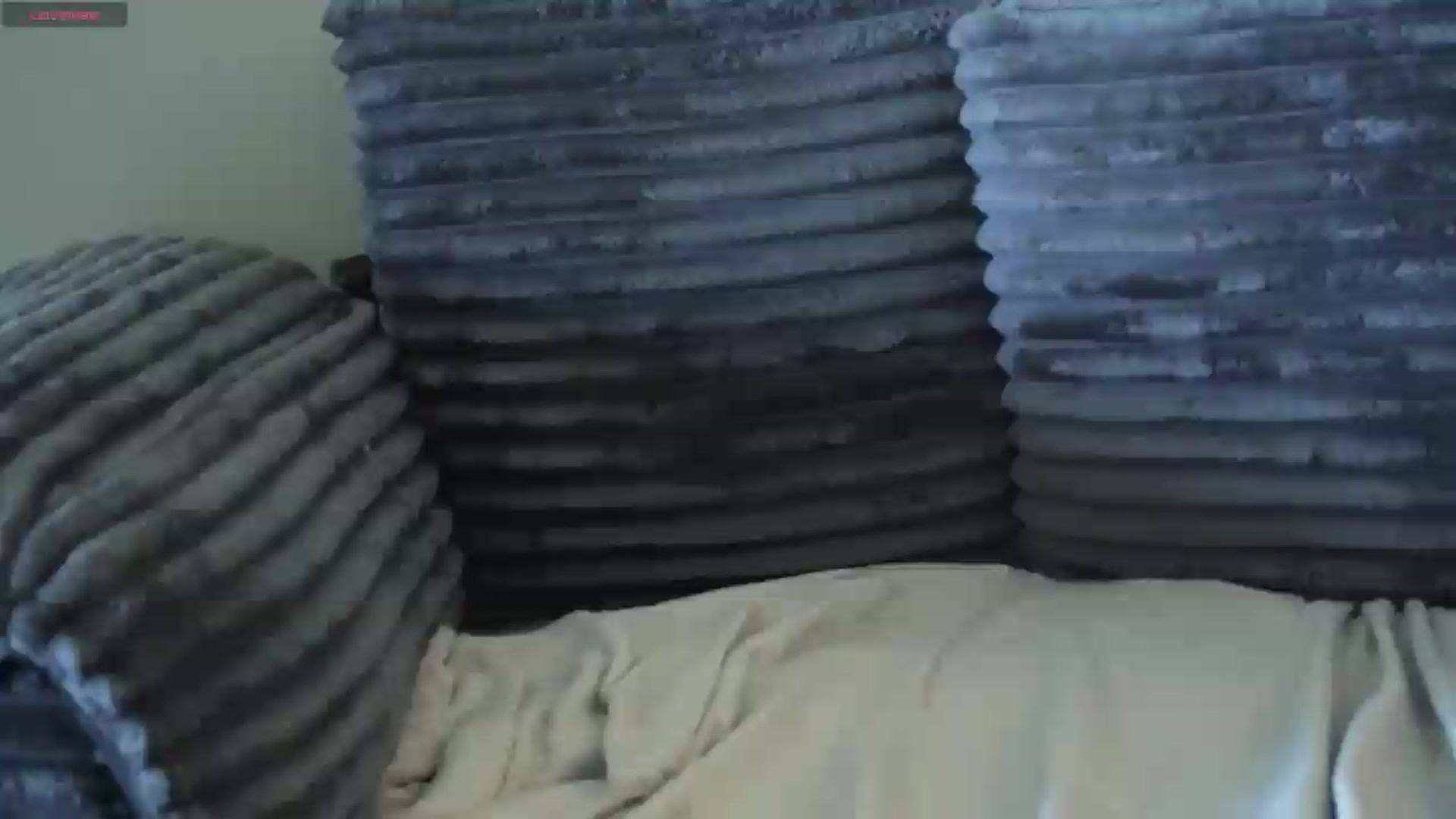 Gallery image thumbnail from KatieBell's myfreecams stream on, 06/18/2026, 19:09 image 17 of 20